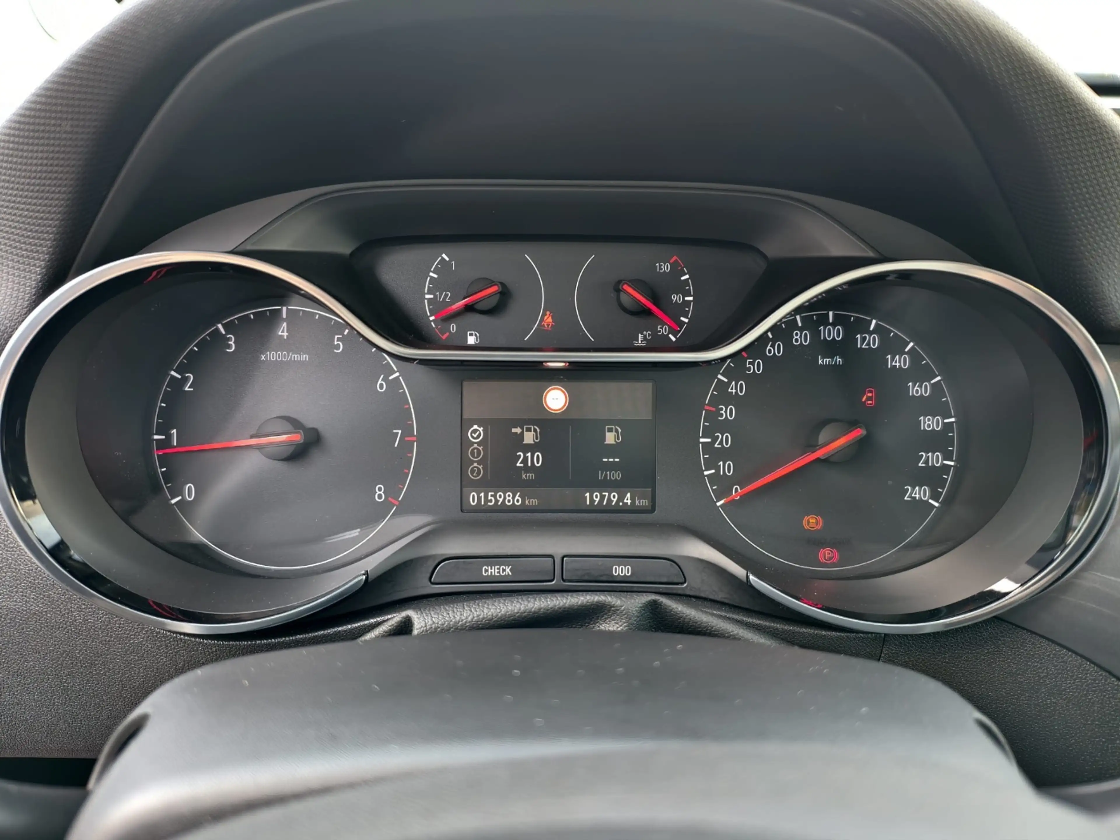 Opel Crossland 1.2 Turbo Elegance Paket LED+Navi+Kam. — photo 13