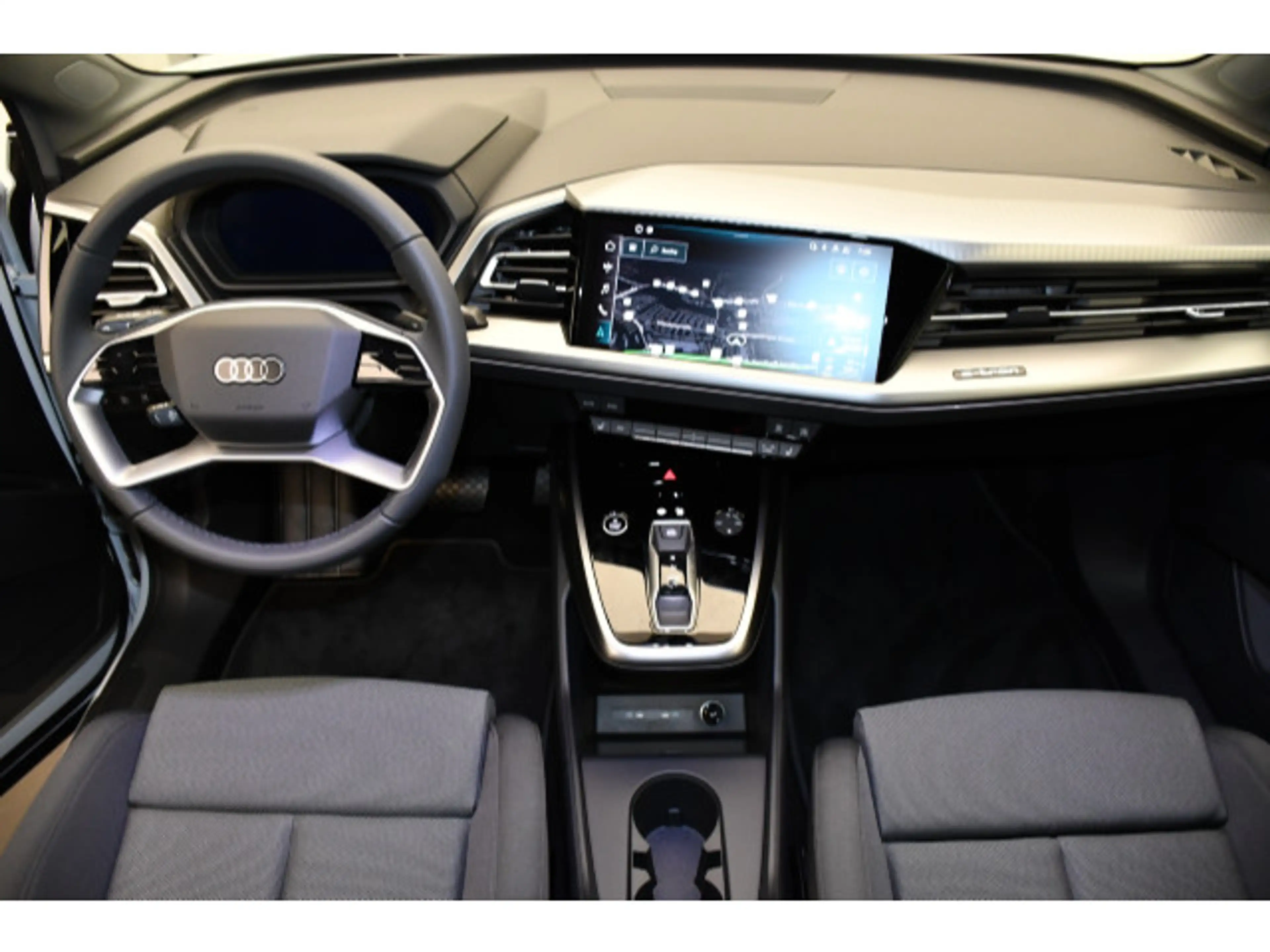Audi Q4 e-tron Q4 40 e-tron Rückkam/AHK — photo 4