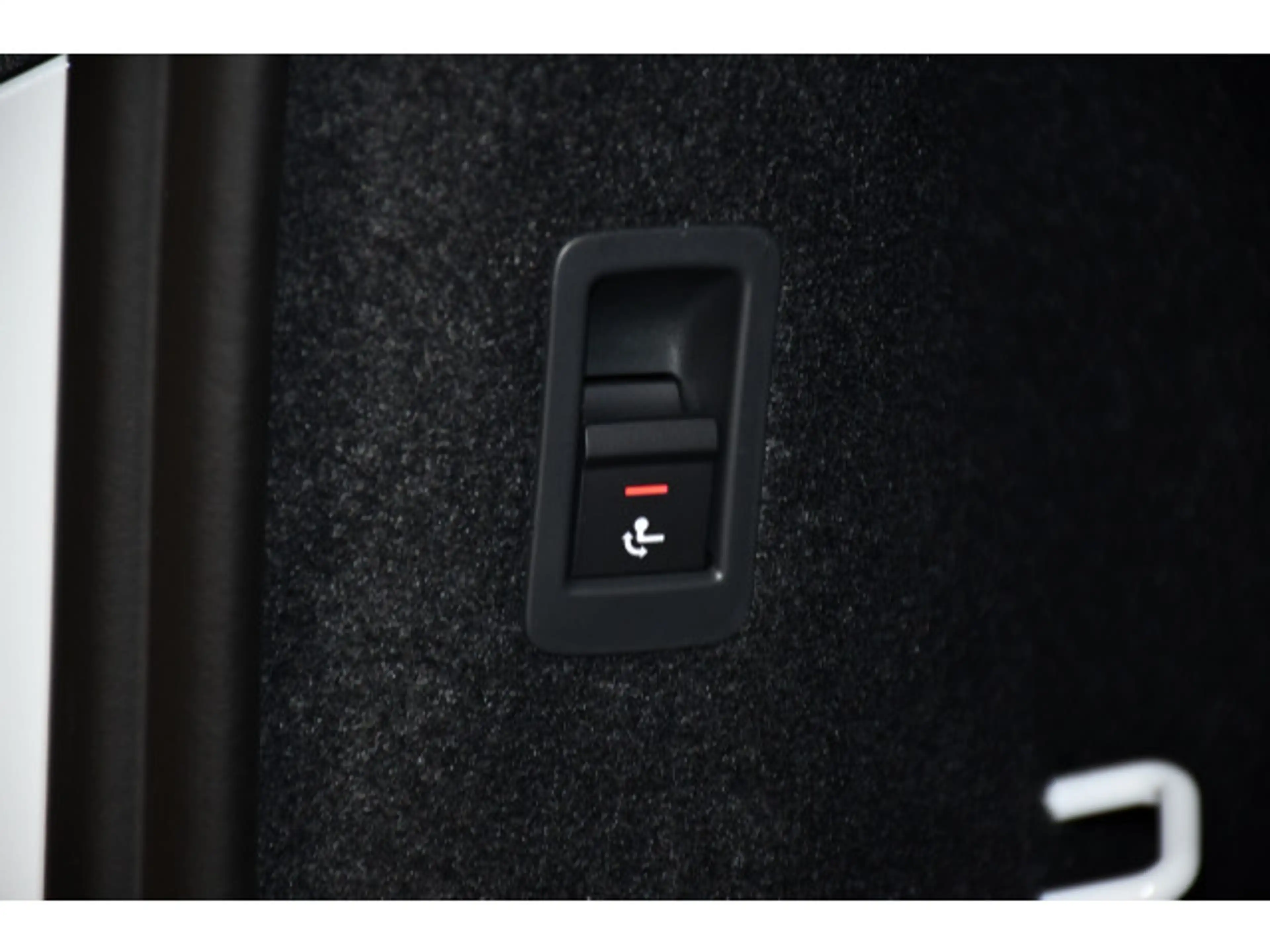 Audi Q4 e-tron Q4 40 e-tron Rückkam/AHK — photo 12