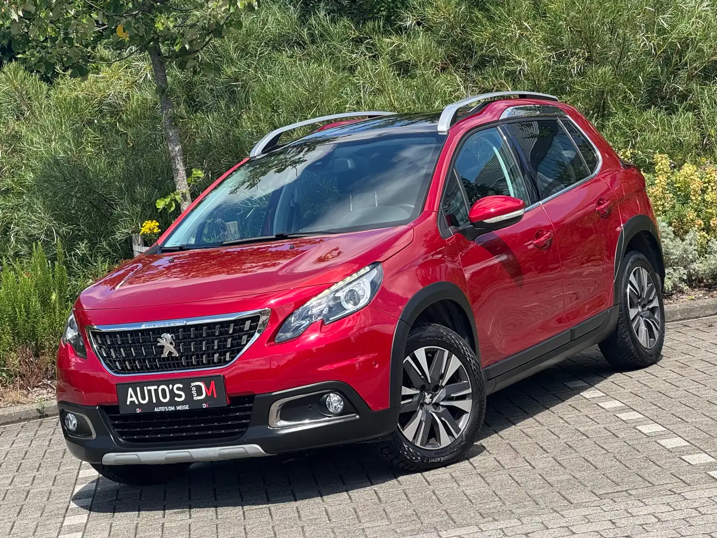 Peugeot 2008 2008 PureTech Pano. dak,Half Leder,Navi,Camera,AC Rouge - 1