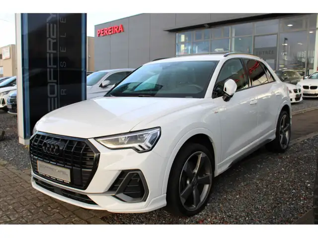 Audi Q3 NEW MODEL 40 TFSI 190 S-TRONIC QUATTRO 3X S-LINE C