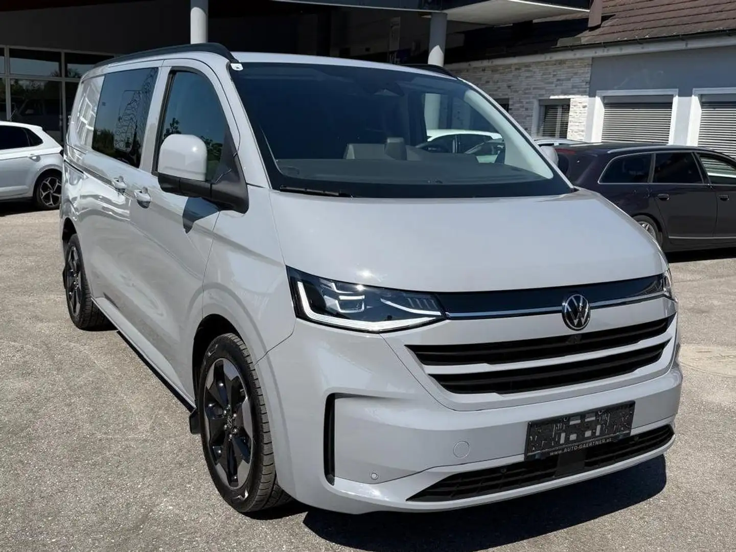 Volkswagen T7 Transporter 2.0 TDI 125 kW Plus 4MO KR / Voll Grau - 2