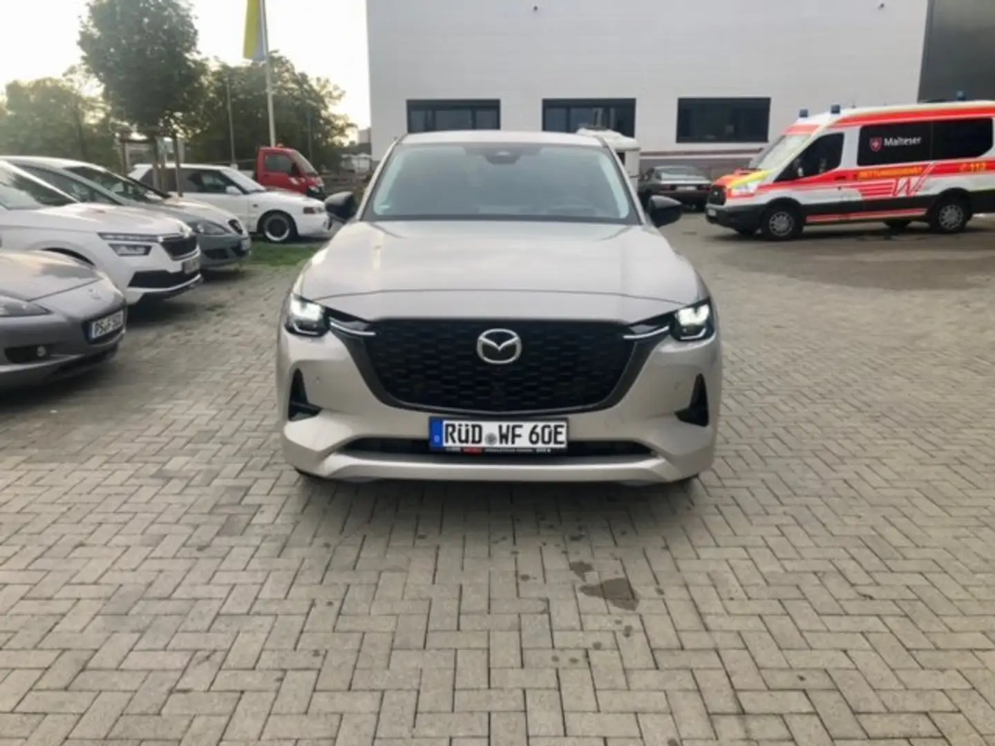Mazda CX-60 AWD PHEV Aut. HOMURA Beige - 1