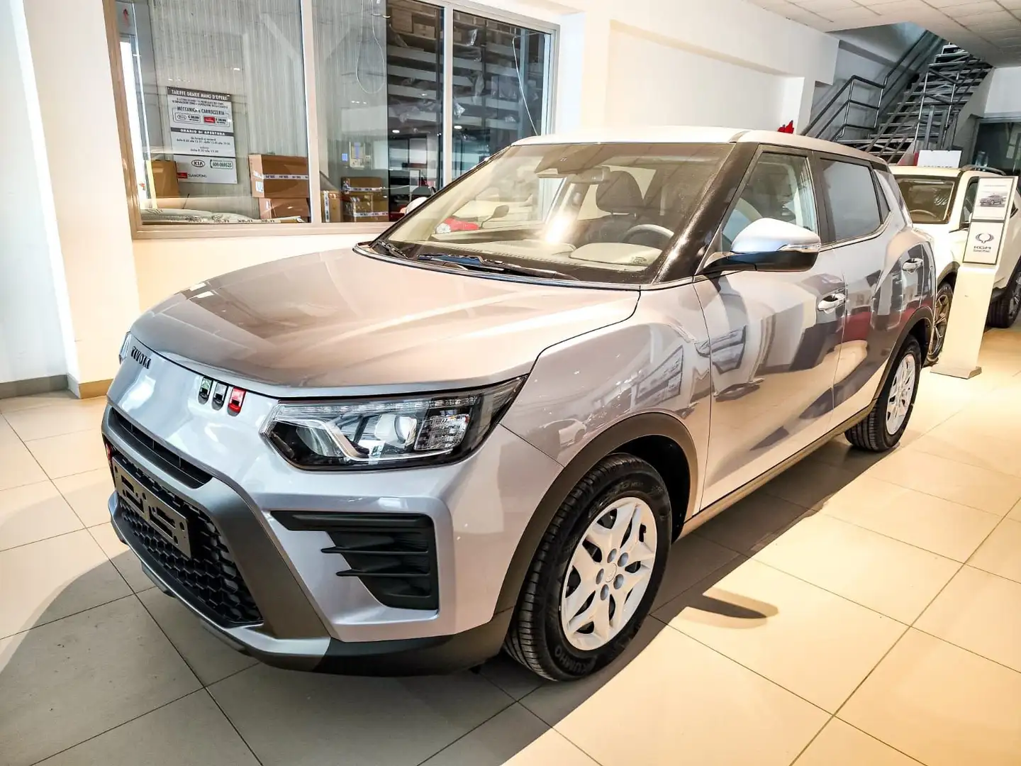 KGM Tivoli 1.5 GDI Turbo 135 CV "GPL OMAGGIO" Gri - 1
