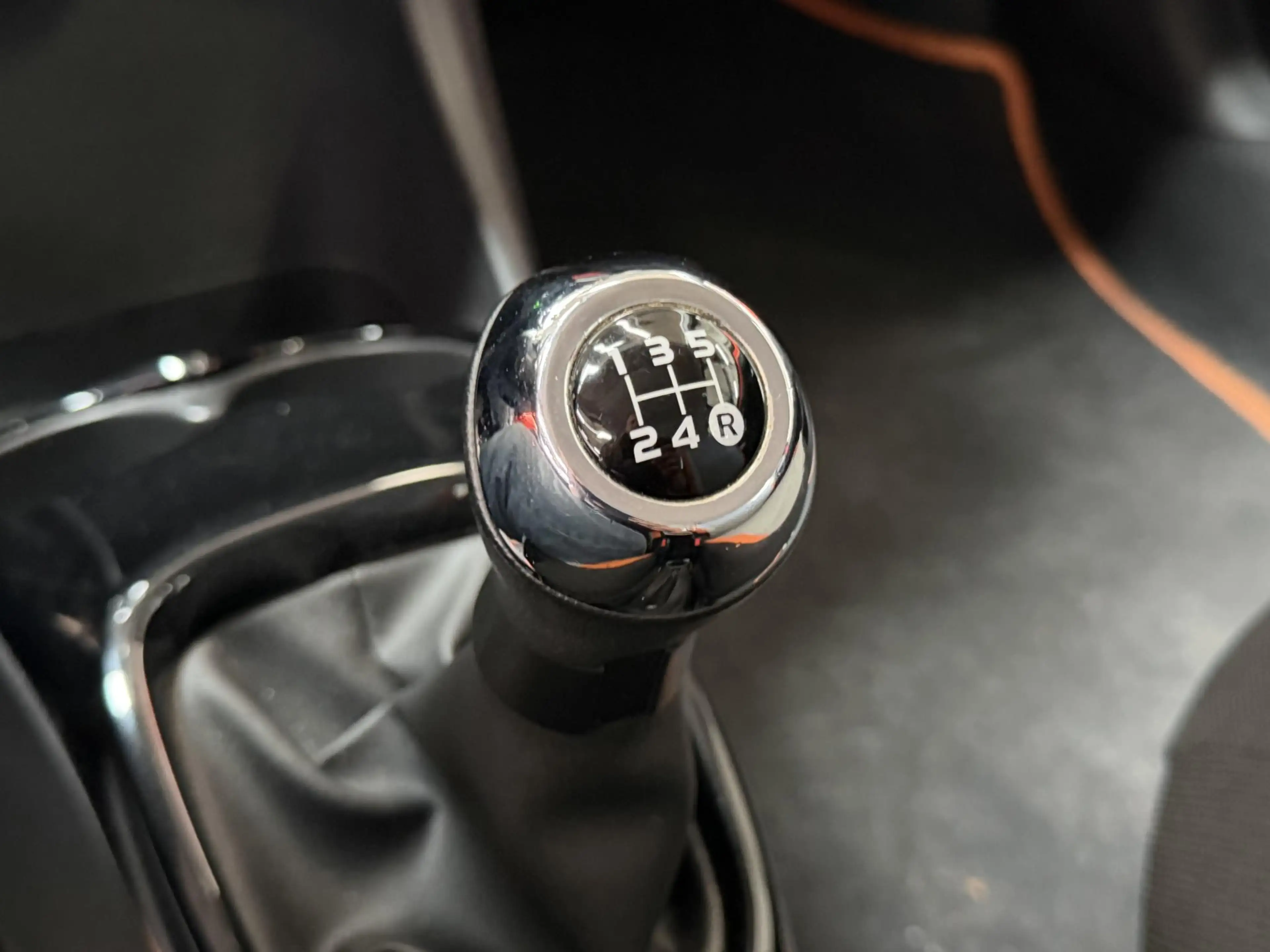 Toyota Aygo 1.0 VVT-i Dynamic Orange LM Velgen Camera — photo 12