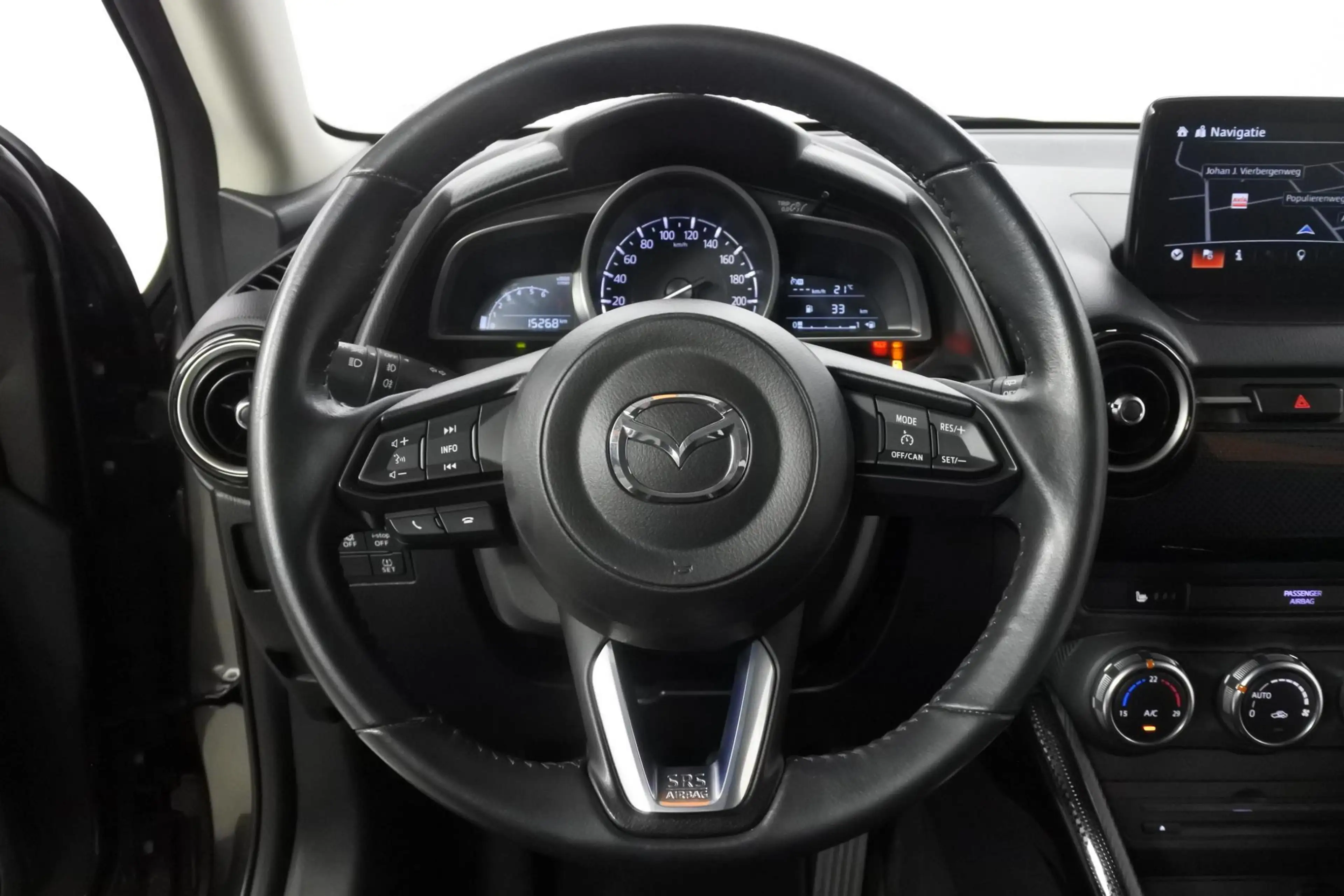 Mazda 2 1.5 90pk Attraction — photo 17