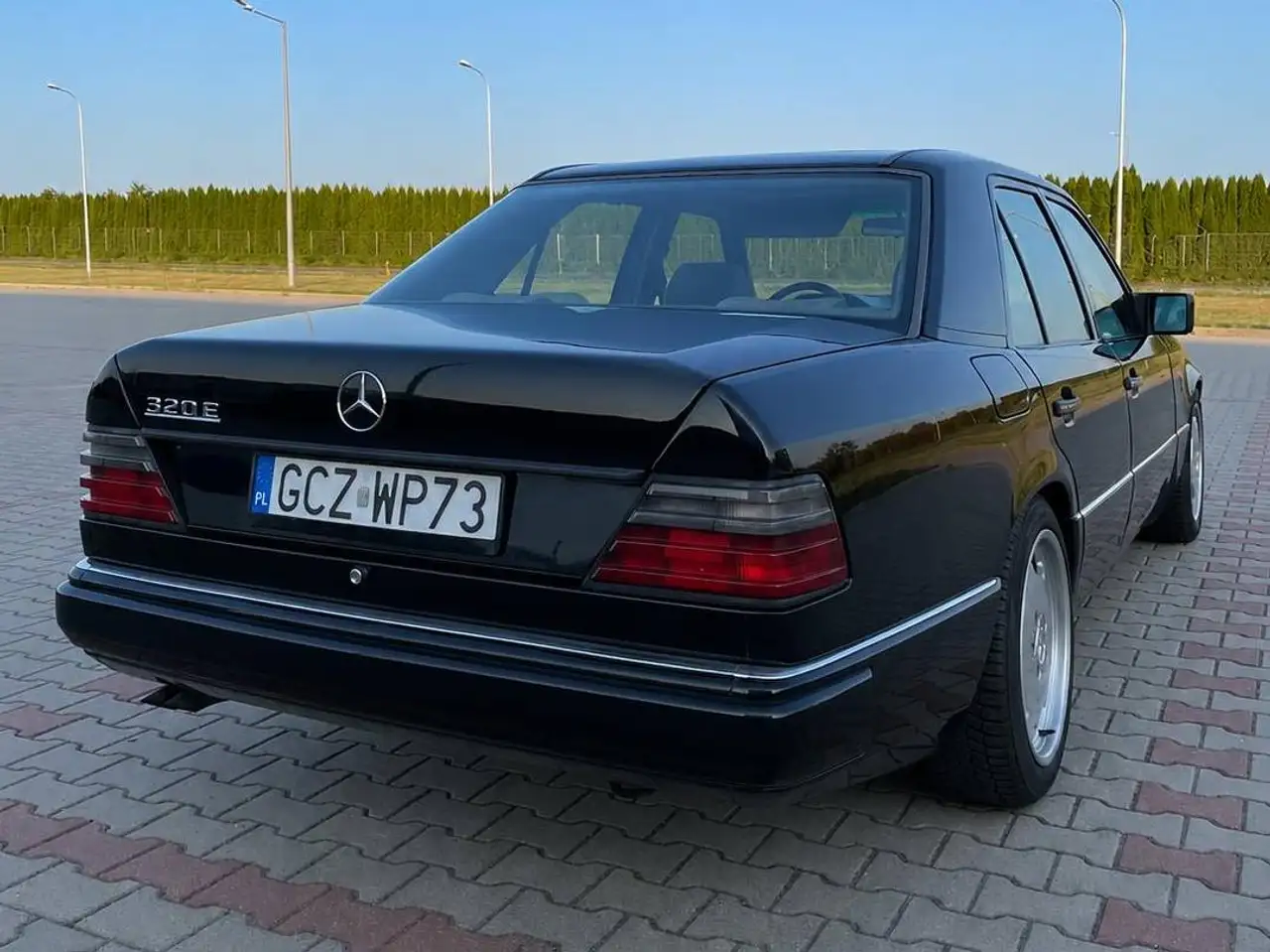 Mercedes-Benz E 320 W124, foto 3