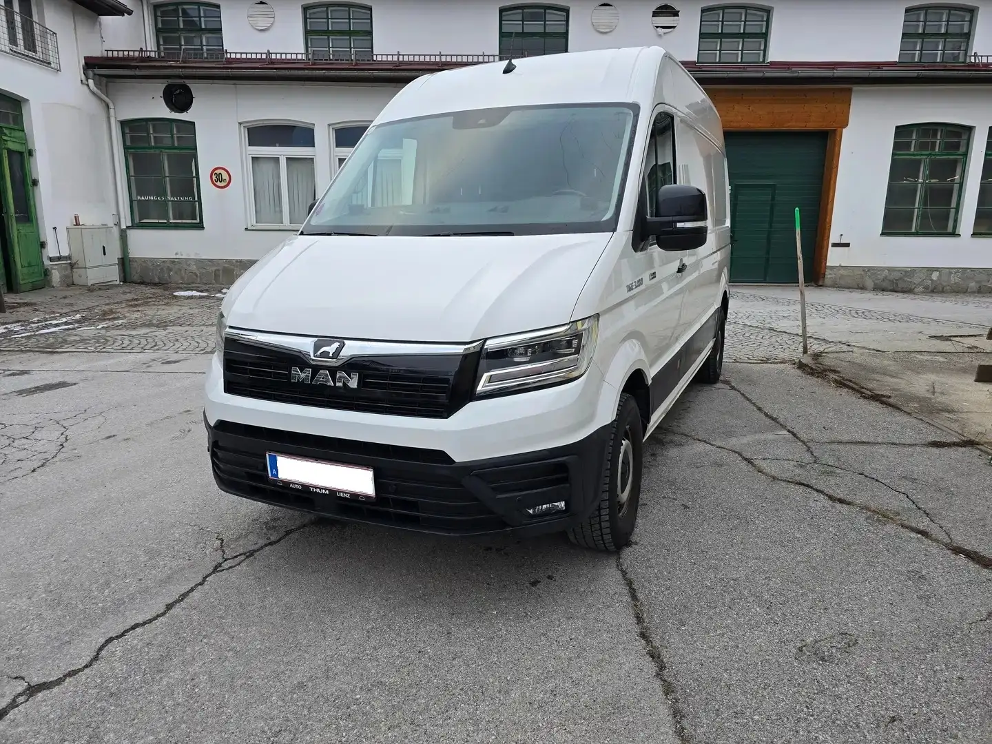 MAN TGE 4x4 mit Seikel Offroadumbau Kasten 3,5t L3H2 Weiß - 2