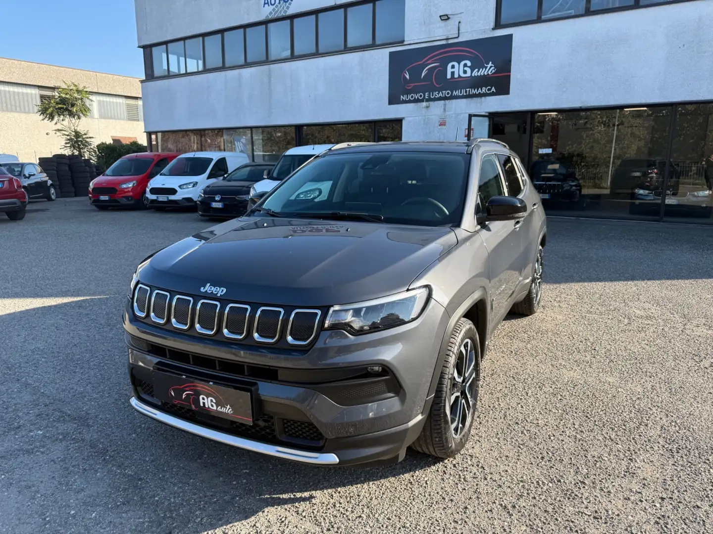 Jeep Compass Compass 1.6 Multijet II 2WD Limited Grau - 1