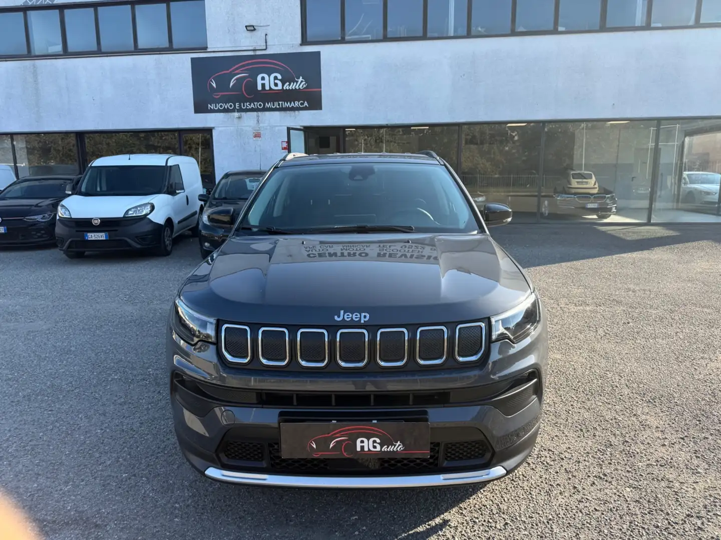 Jeep Compass Compass 1.6 Multijet II 2WD Limited Grau - 2