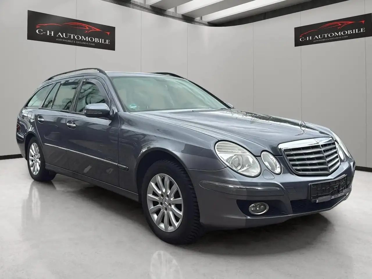 Mercedes-Benz E 280