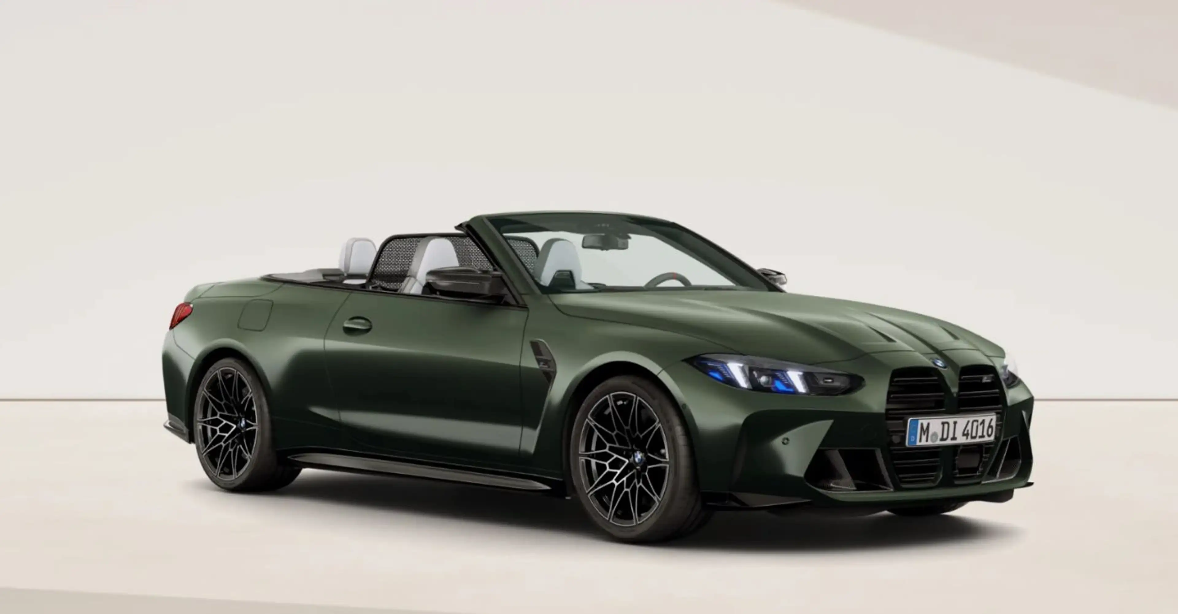 BMW M4 CABRIO. FROZEN DEEP GREEN. VOLL. SILVERSTONE++ — photo 7