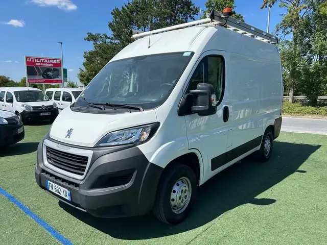 Peugeot Boxer 333 L1H2 (12.490 HT) 2.2 BlueHDi S&S 120ch Premium