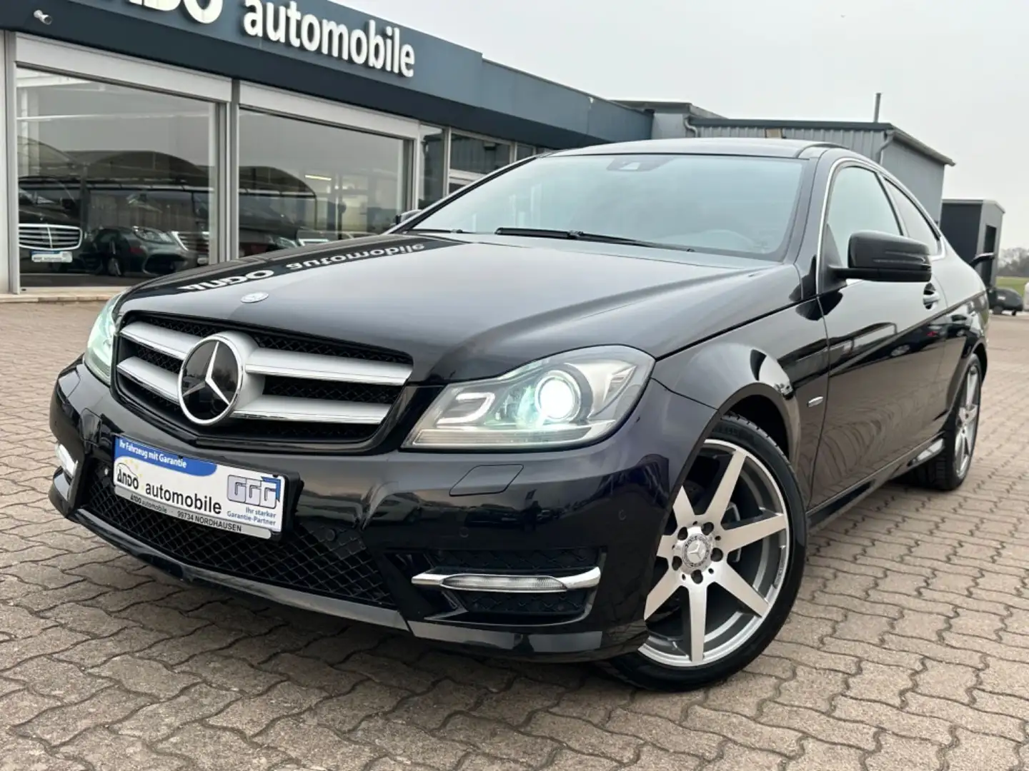 Mercedes-Benz C 250 CGI Coupe BlueEfficiency AMG-Line Edition 1 Schwarz - 2