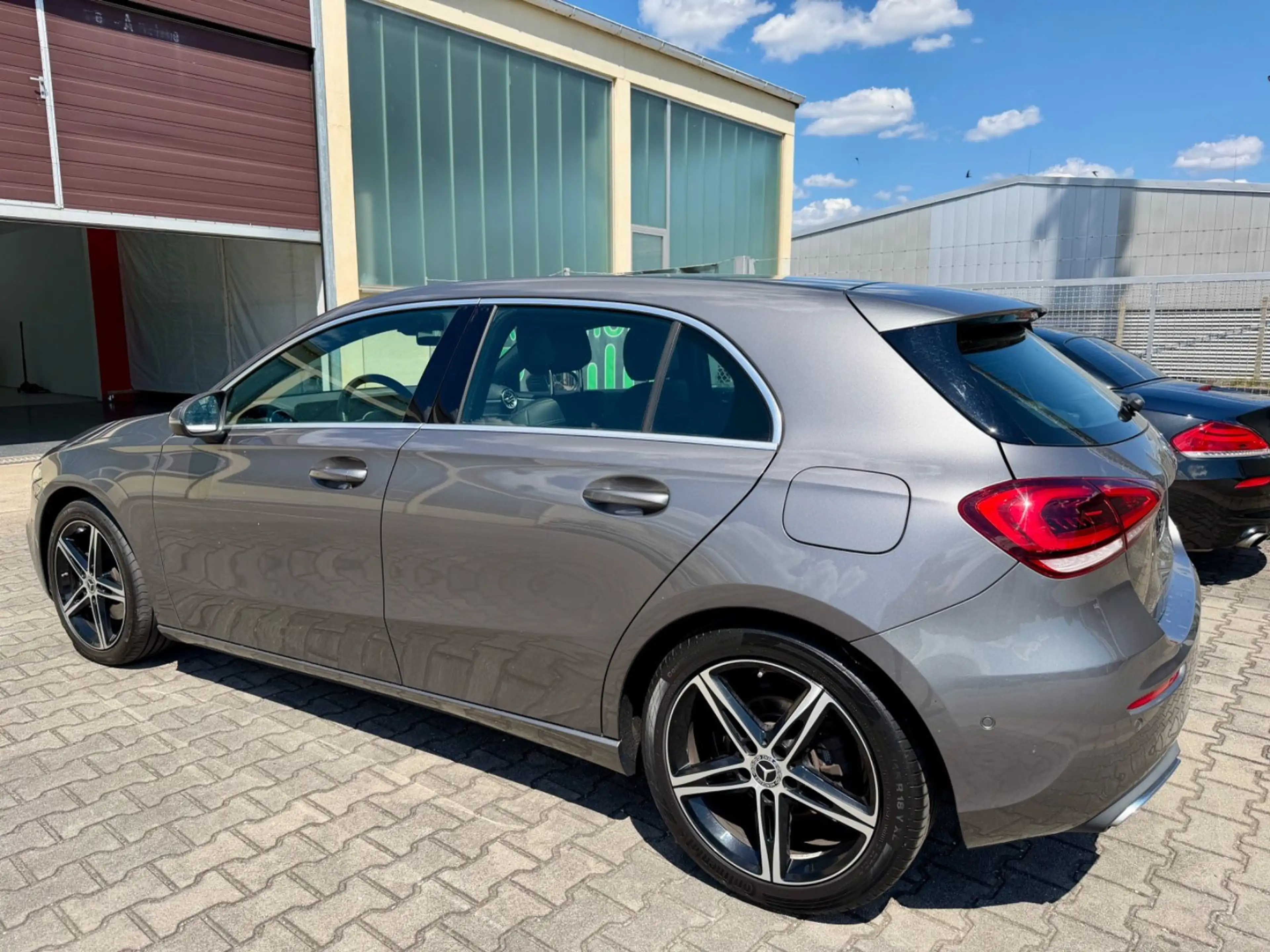 Mercedes-Benz A 200 d°LED°AHK°PANORAMA°NAVI°1.HD — photo 4