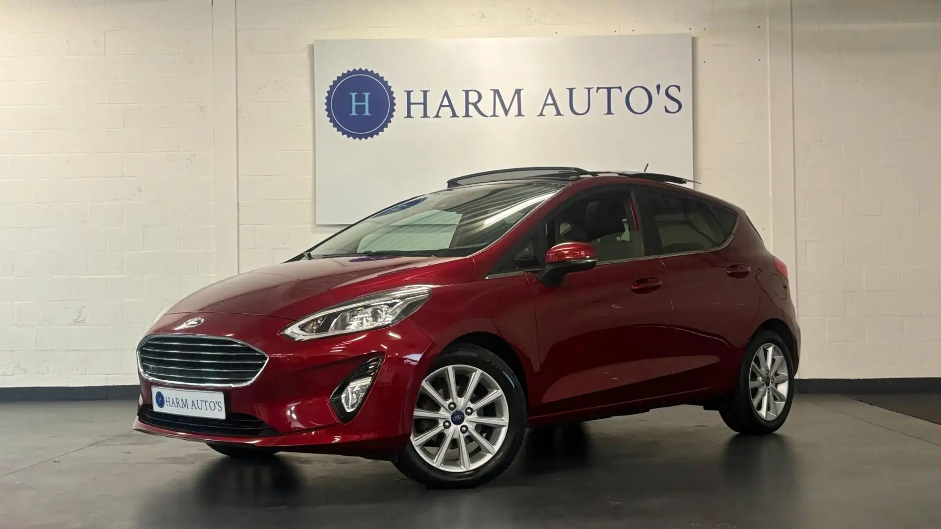Ford Fiesta 1.0 EcoBoost Titanium 101pk Automaat Navi / Pano / Rouge - 1