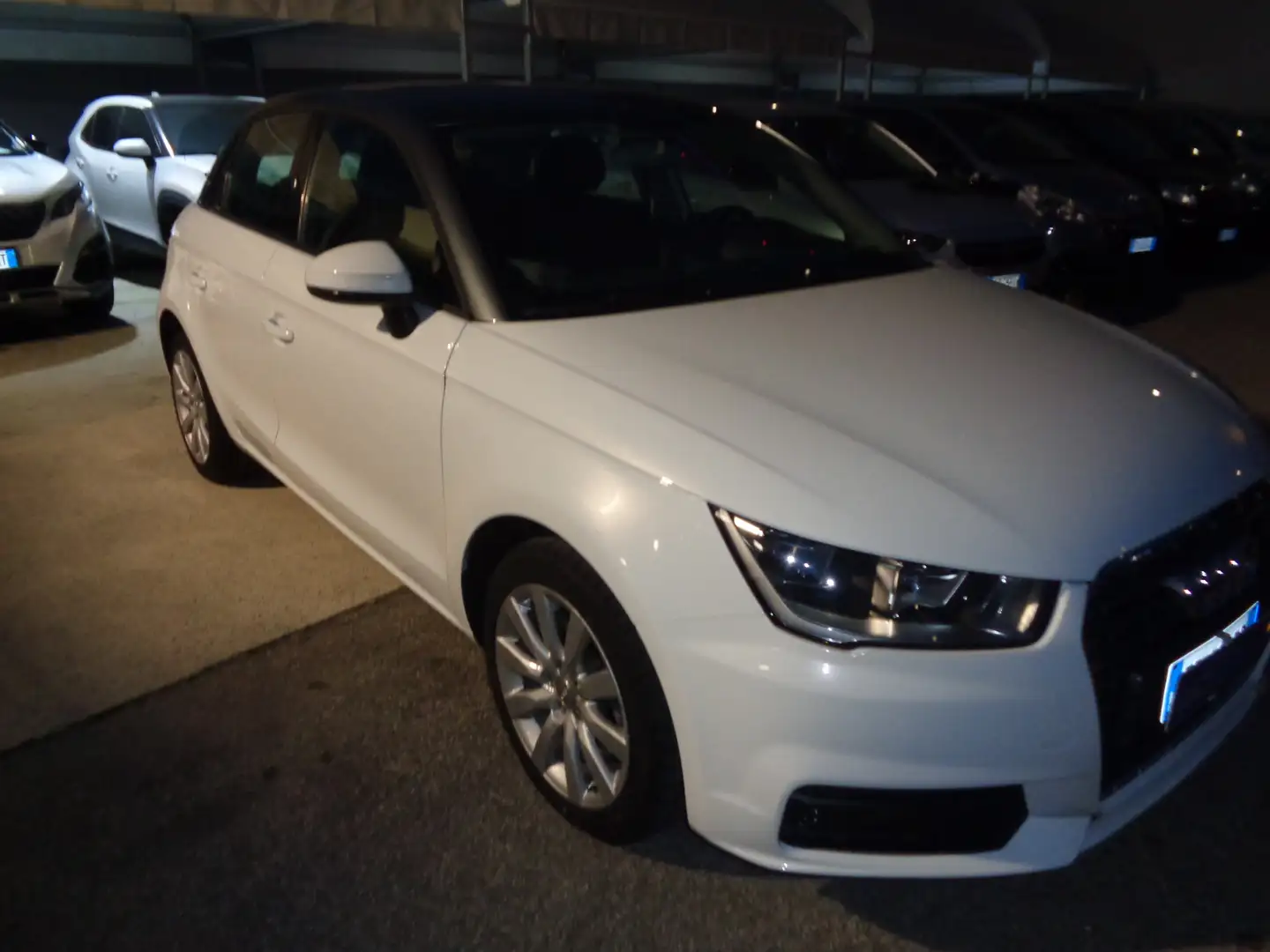 Audi A1 A1 Sportback 1.0 tfsi 95cv Blanc - 2