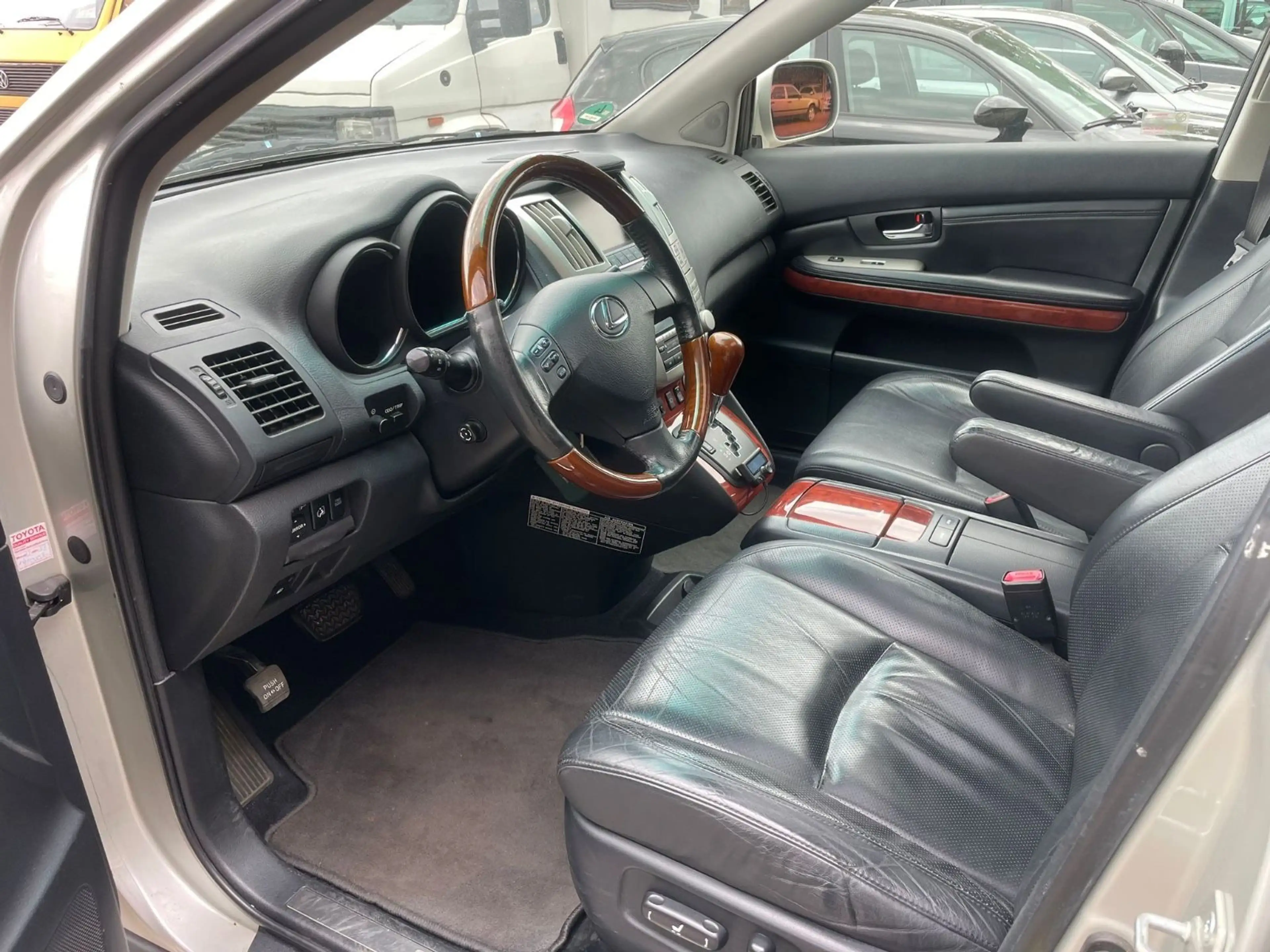 Lexus RX 300 Luxury 4x4/1.HD/LEDER/S-DACH/NAVI/KAMERA — photo 9
