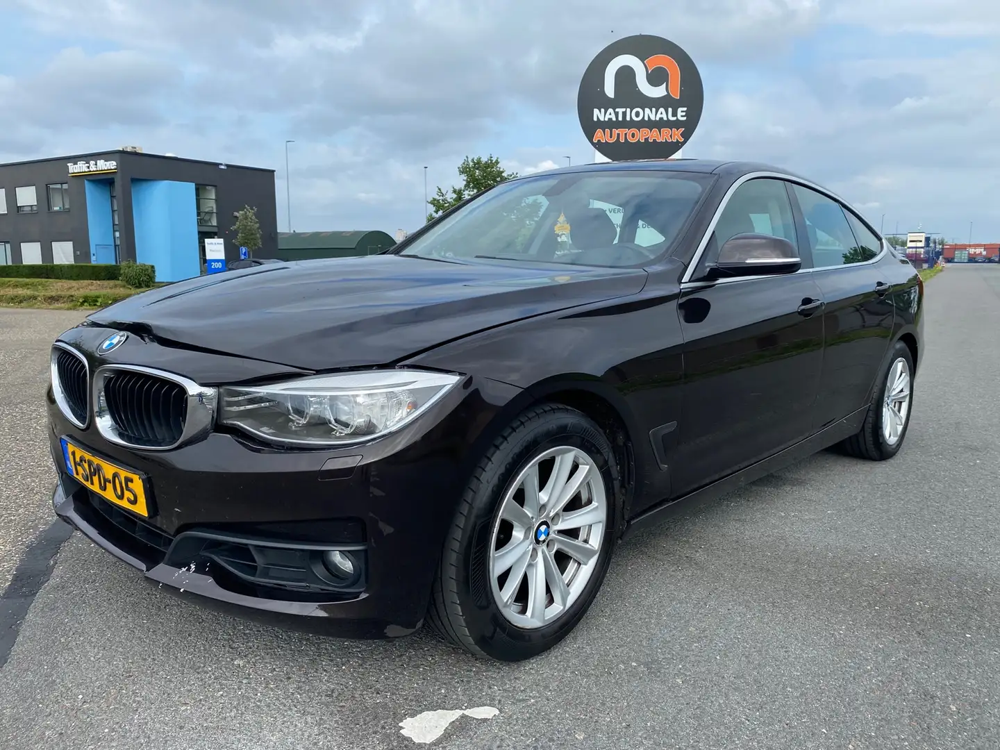 BMW 320 3-serie Gran Turismo 2013 * 320i High Executive * Brun - 1