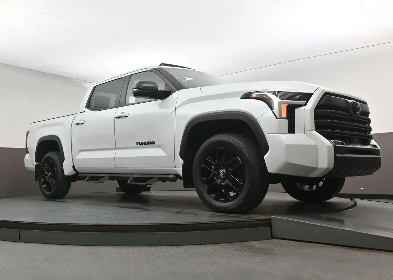 Toyota Tundra fotografie Toyota Tundra