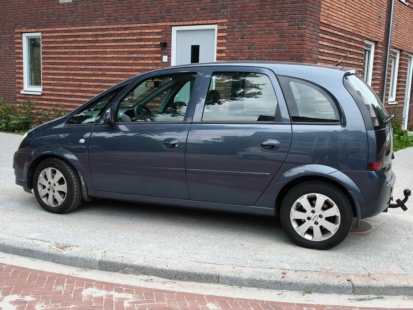 Opel Meriva Meriva 1.6-16V Temptation Blauw - 1