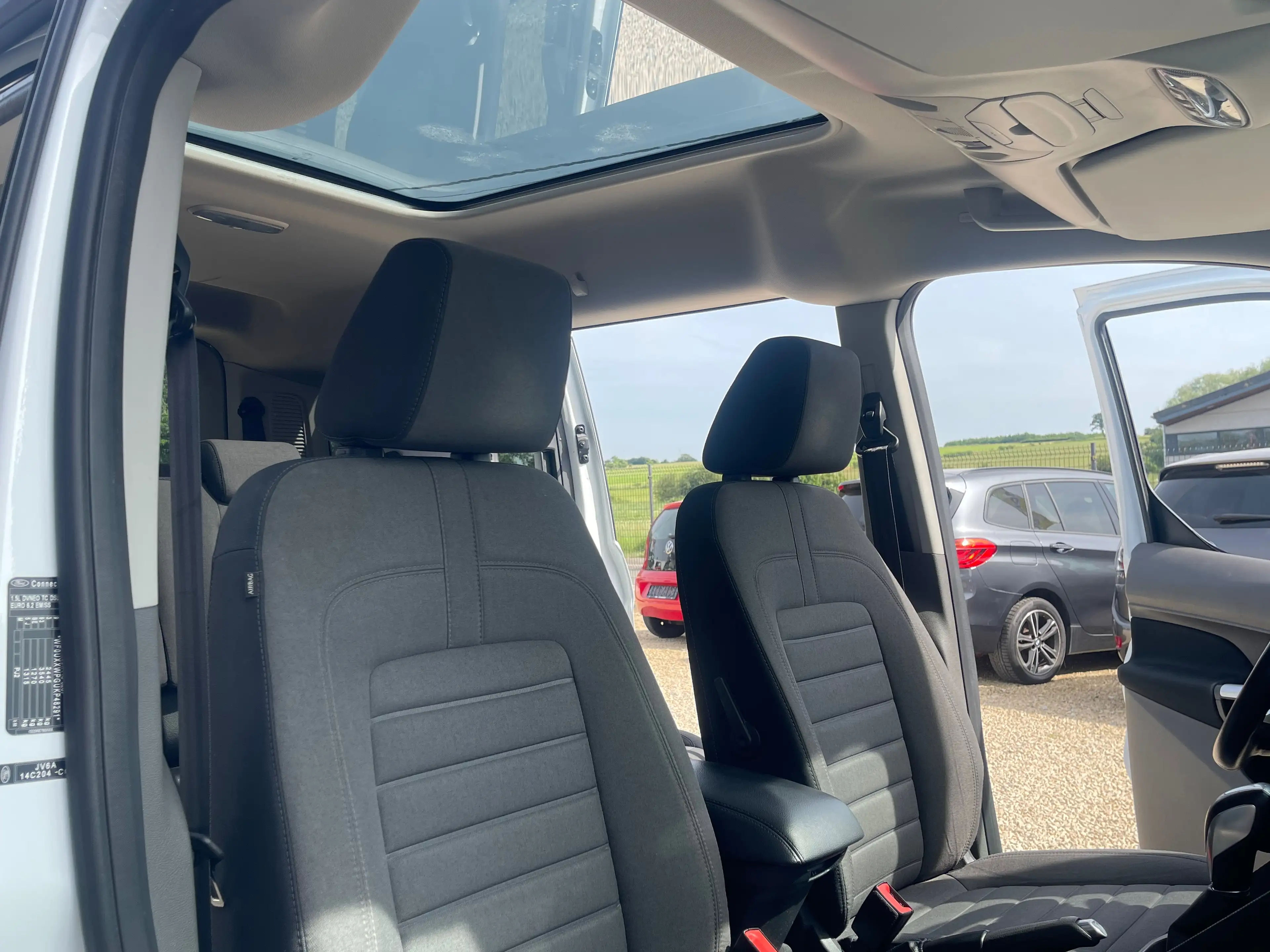 Ford Tourneo Connect Grand 1.5 TDCi*EXPORT*7PLACES*BOITE AUTO* — photo 14