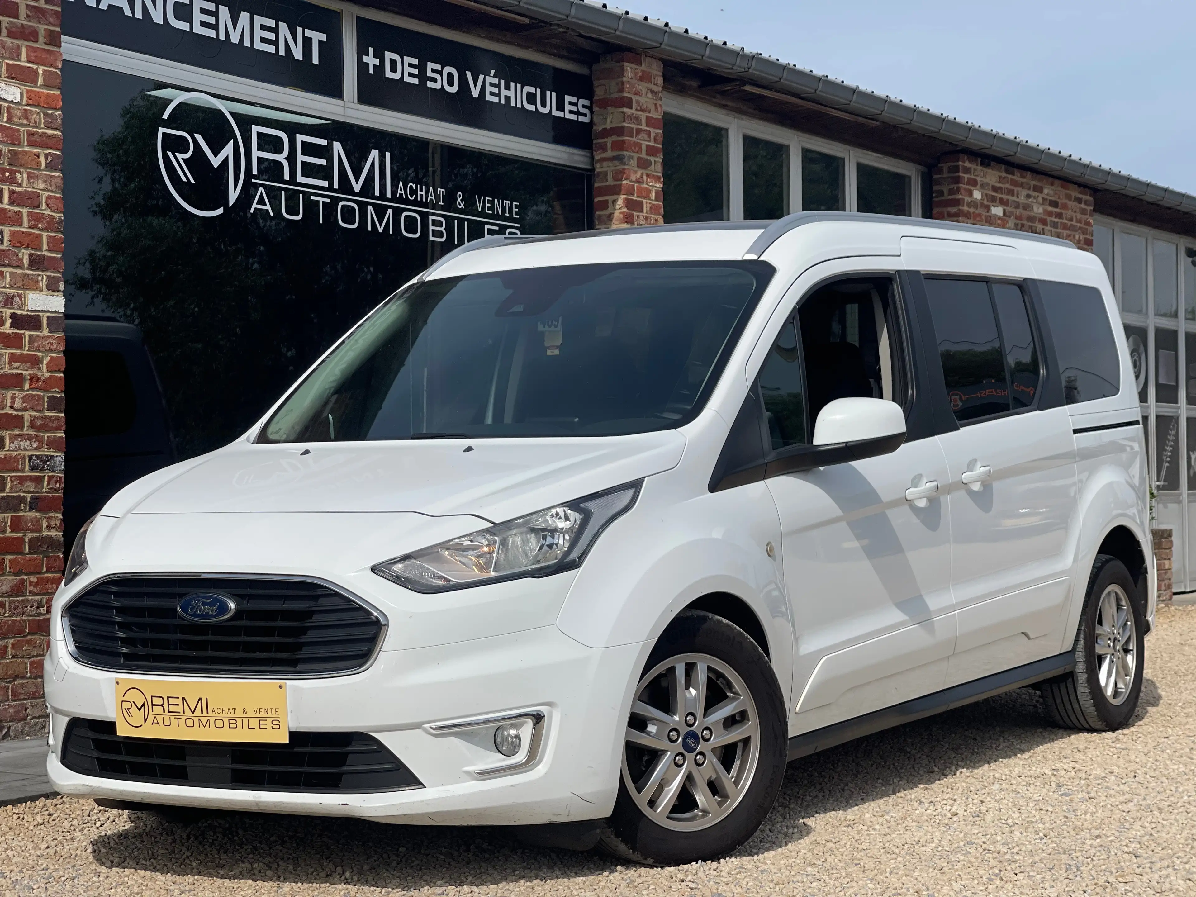 Ford Tourneo Connect Grand 1.5 TDCi*EXPORT*7PLACES*BOITE AUTO*