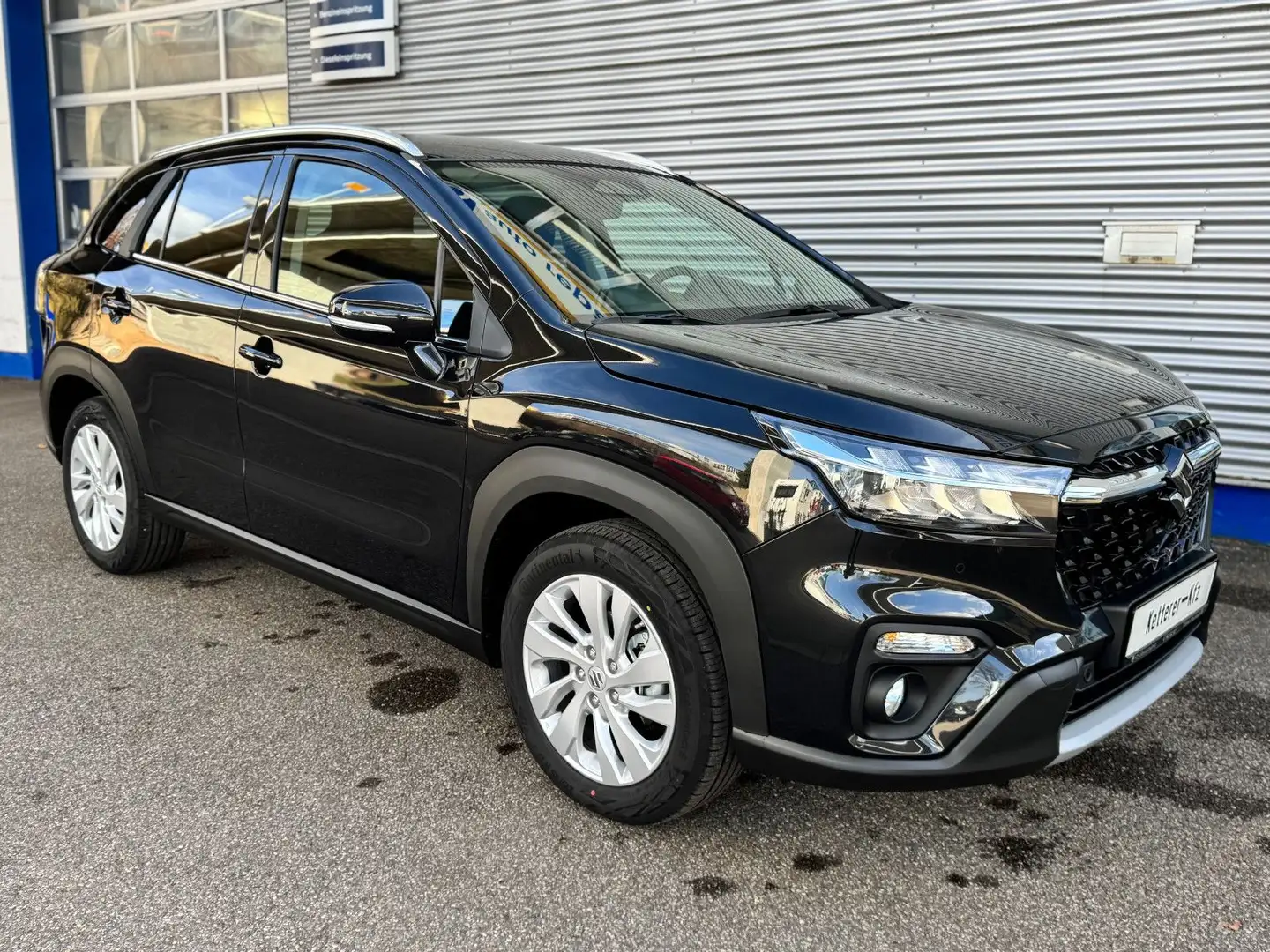 Suzuki (SX4) S-Cross Comfort AllGrip Schwarz - 2