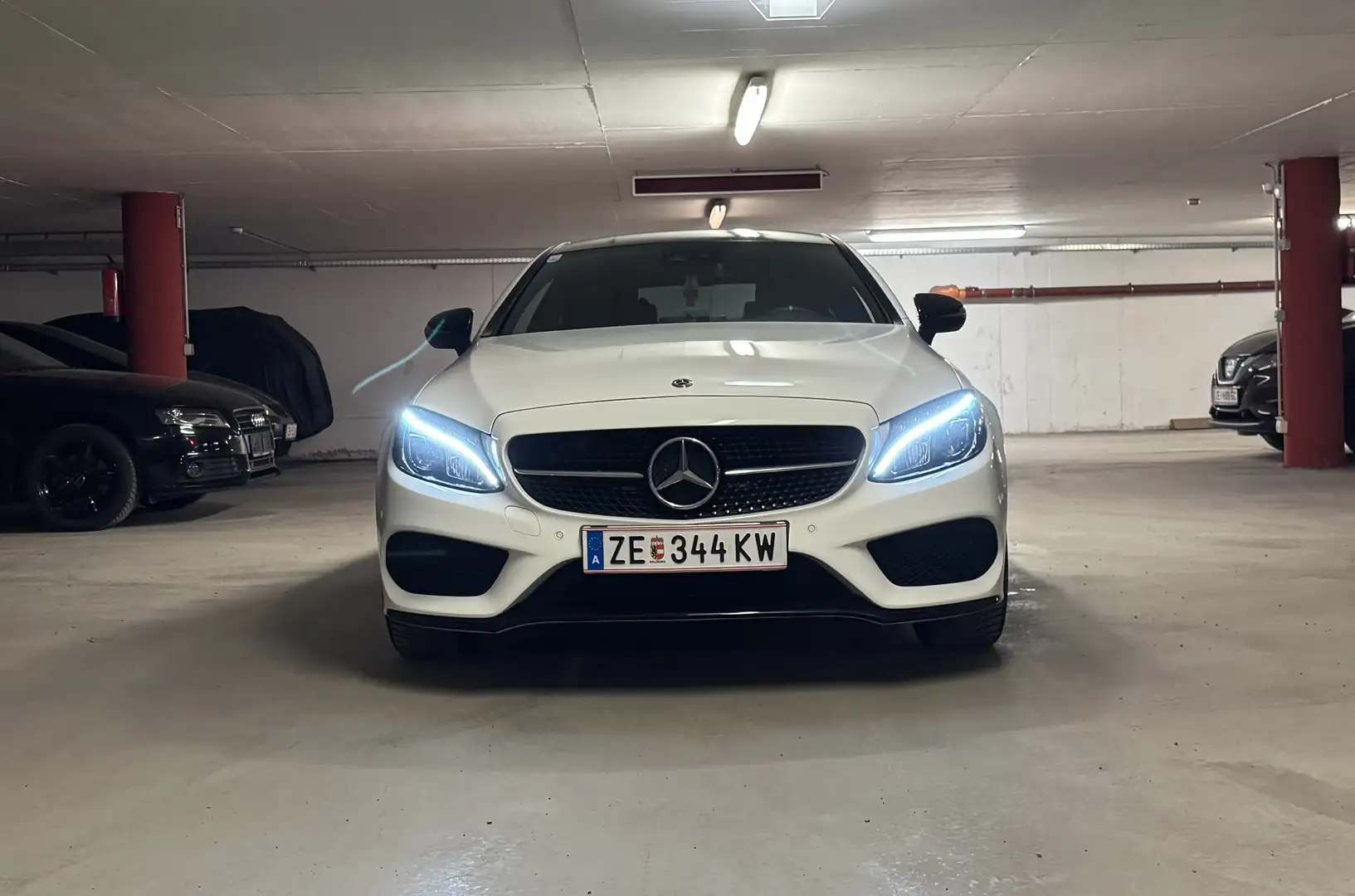 Mercedes-Benz C 200 Mercedes-Benz C-Klasse Mercedes-Benz C 200 4MATIC Weiß - 2