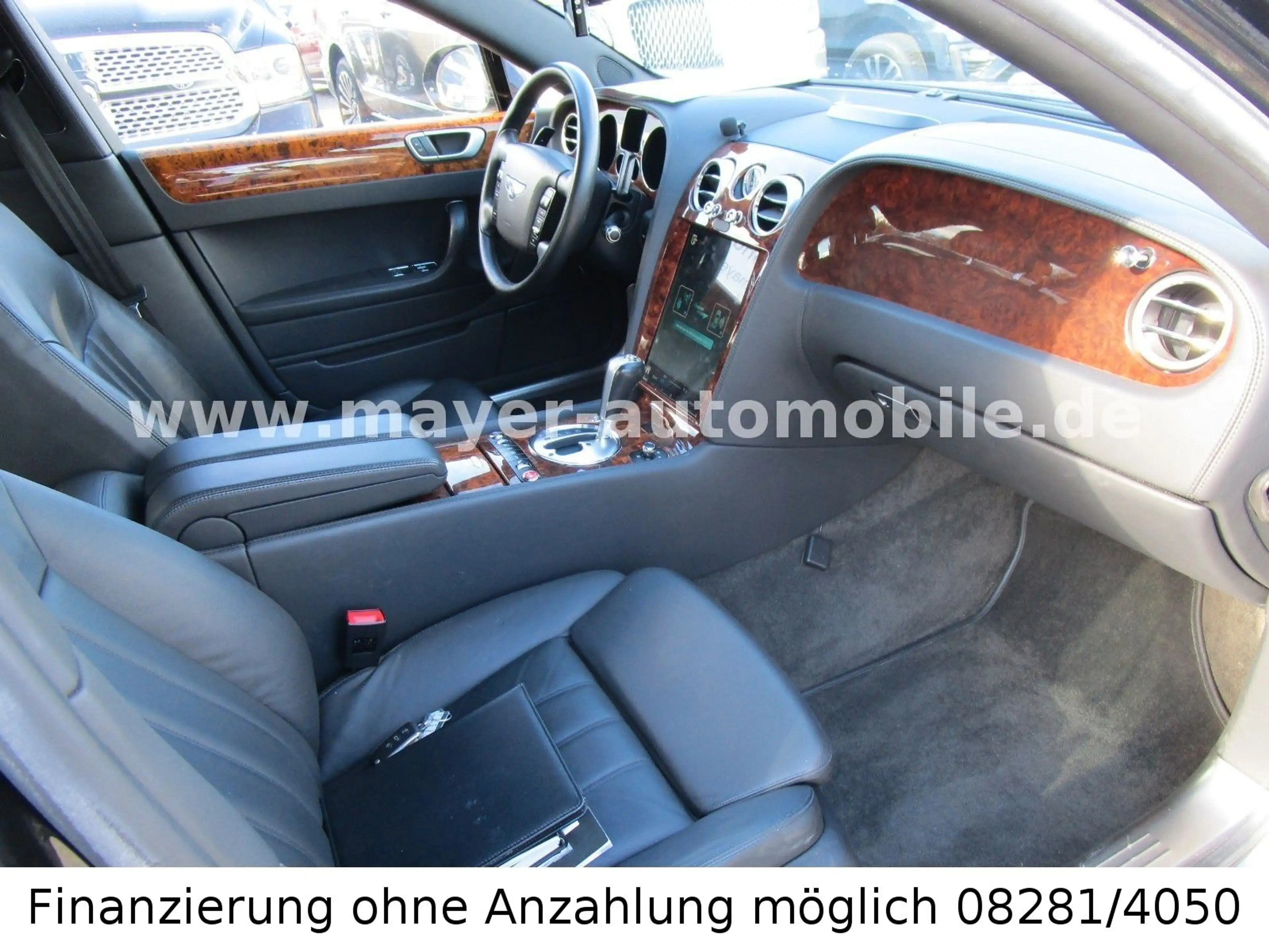 Bentley Flying Spur — photo 13