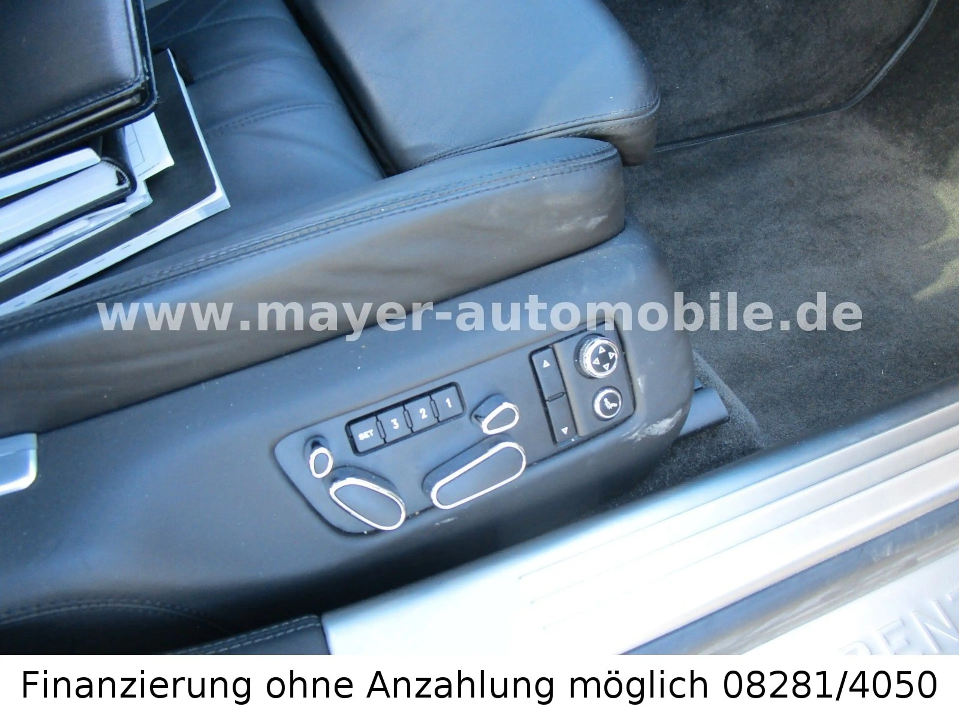 Bentley Flying Spur — photo 14