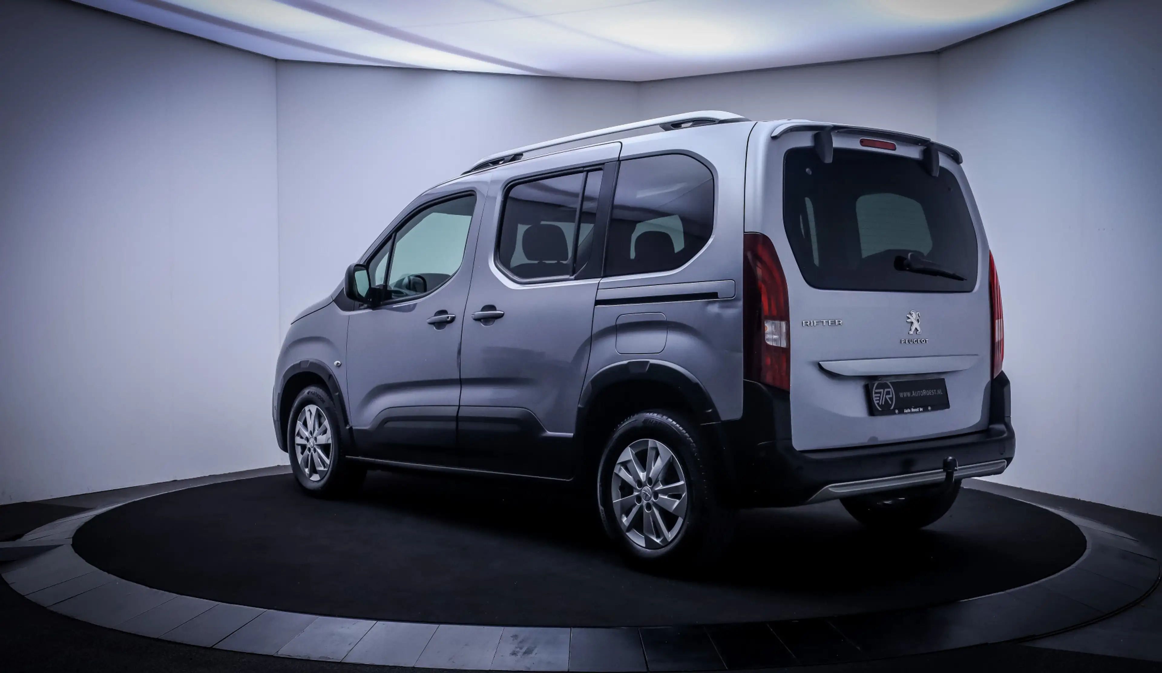 Peugeot Rifter 1.2T Aut. ALLURE PACK PANO | NAVI | 360 CAMERA | T — photo 8
