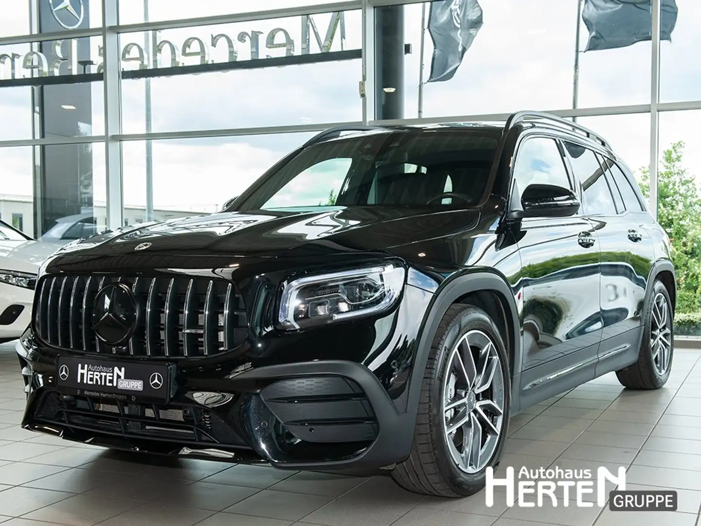 Mercedes-Benz GLB 35 AMG AMG GLB 35 4M.+NIGHT+AHK+SOUND+R-KAMERA+AMBIENTE Schwarz - 1