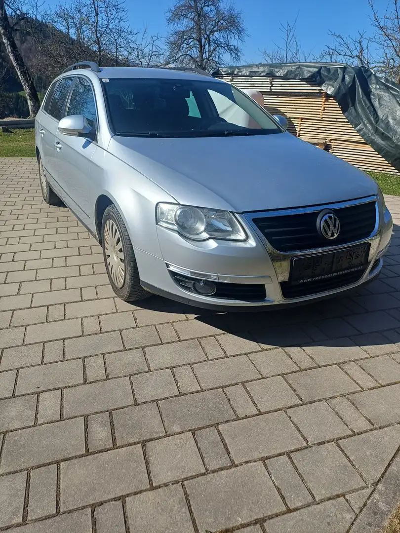 Volkswagen Passat Variant Var. Trendline TDI DPF 4Motion - 1