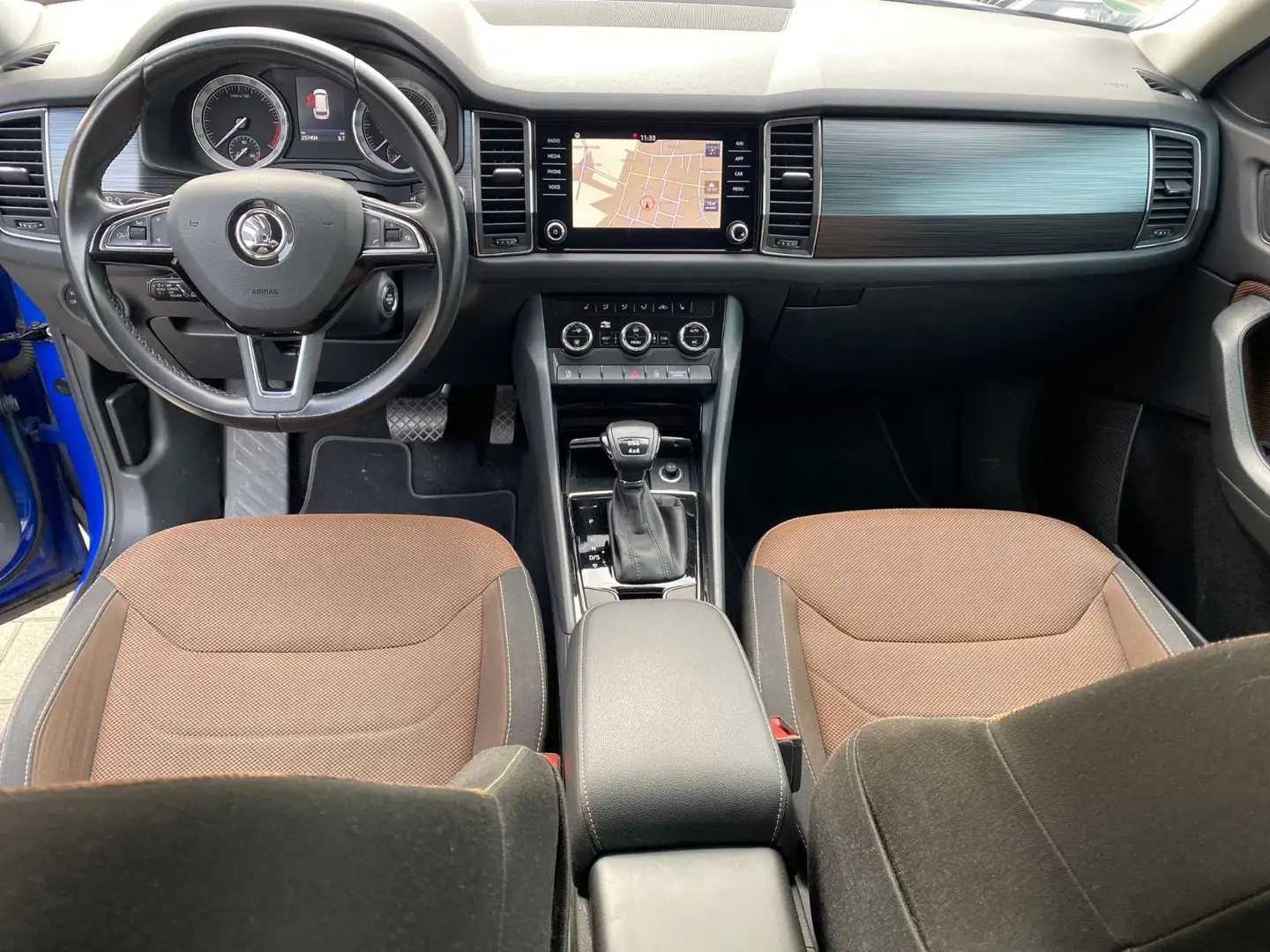 Skoda Kodiaq 2.0 TDI 4x4 DSG Ambition 7Sitzer Navi ACC Blau - 2