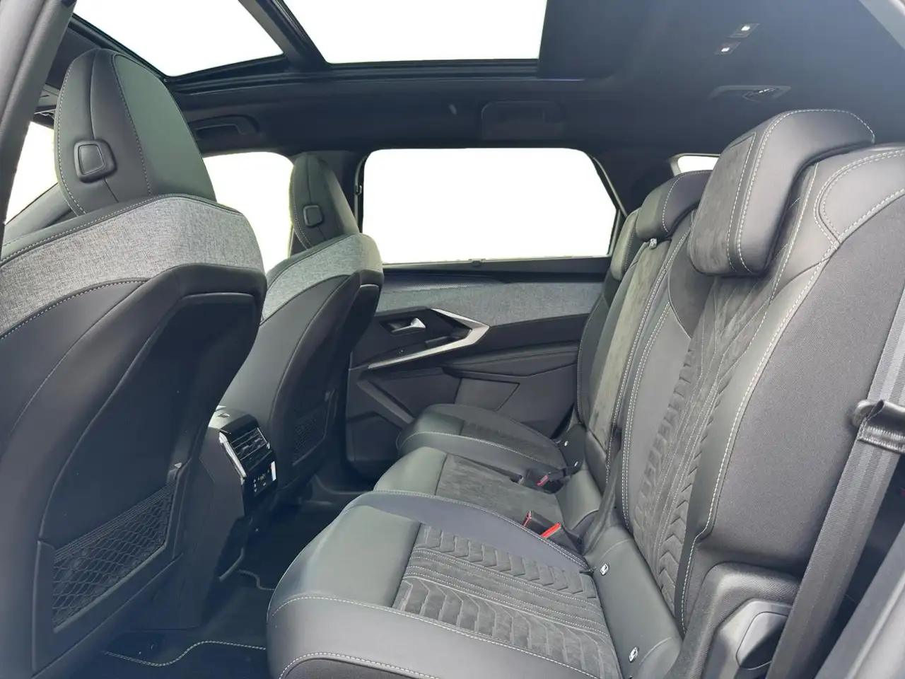 Peugeot 5008 2026 — фото 10