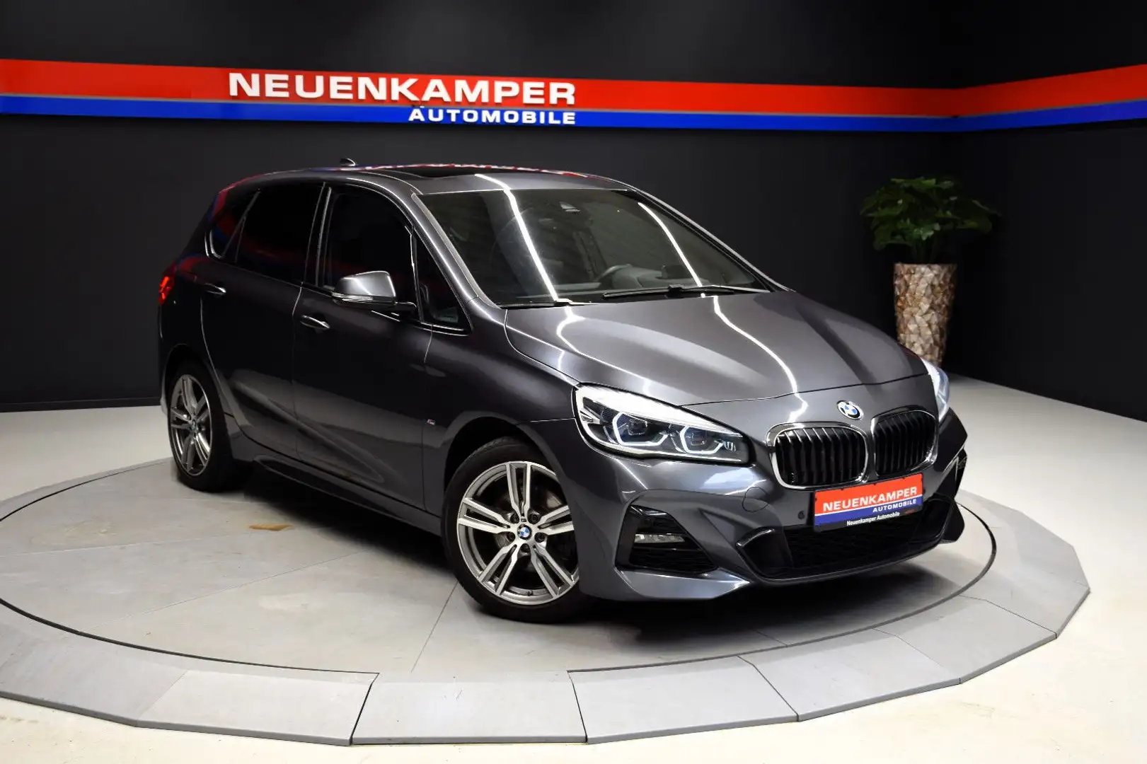 BMW 220 xDrive M Sport Pano HUD Kame Grau - 1