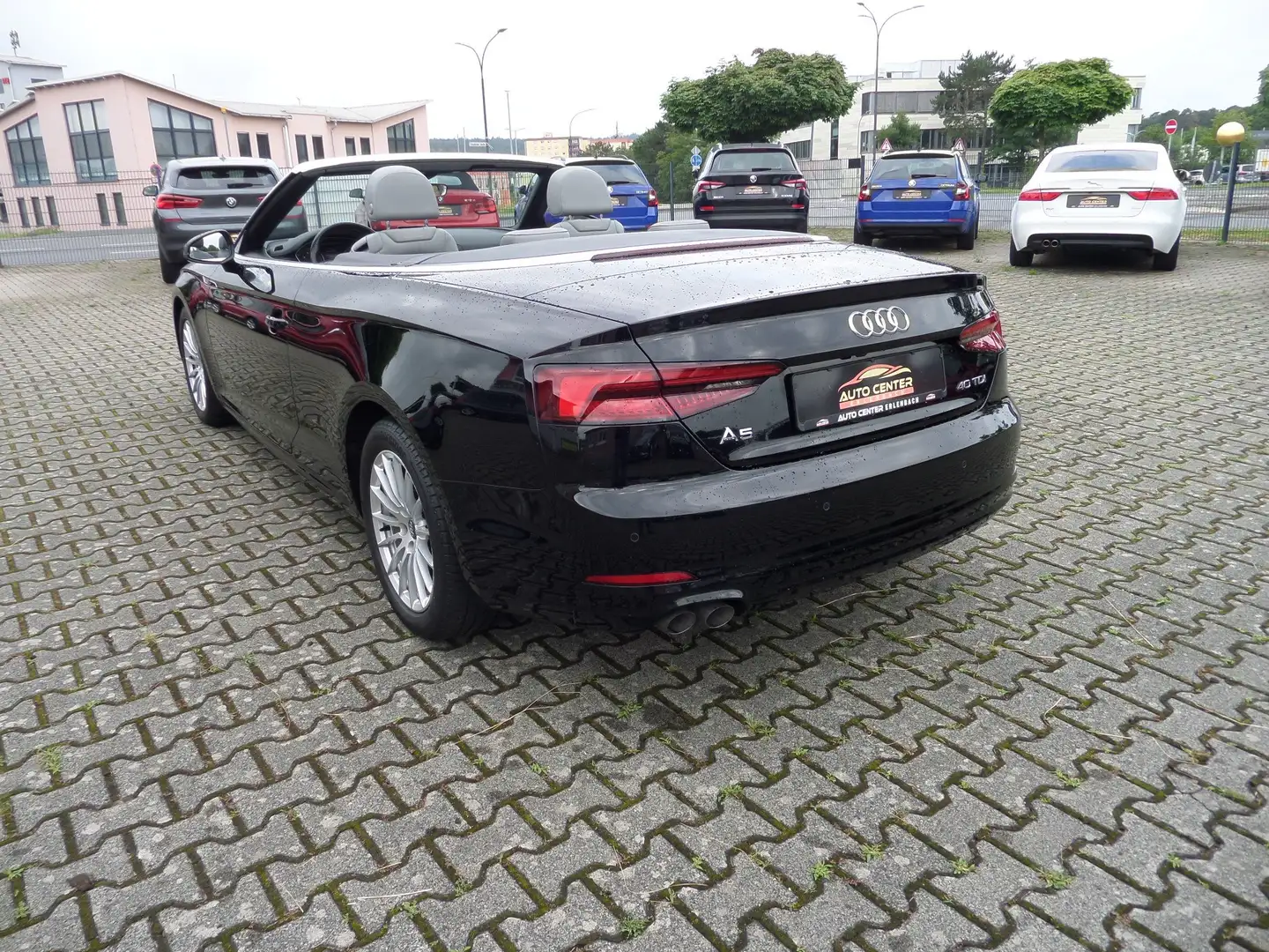 Audi A5 40 TDI DSG+Navi+Cam+TotwA+Leder+ACC+SpurhA+1.Hand Schwarz - 2