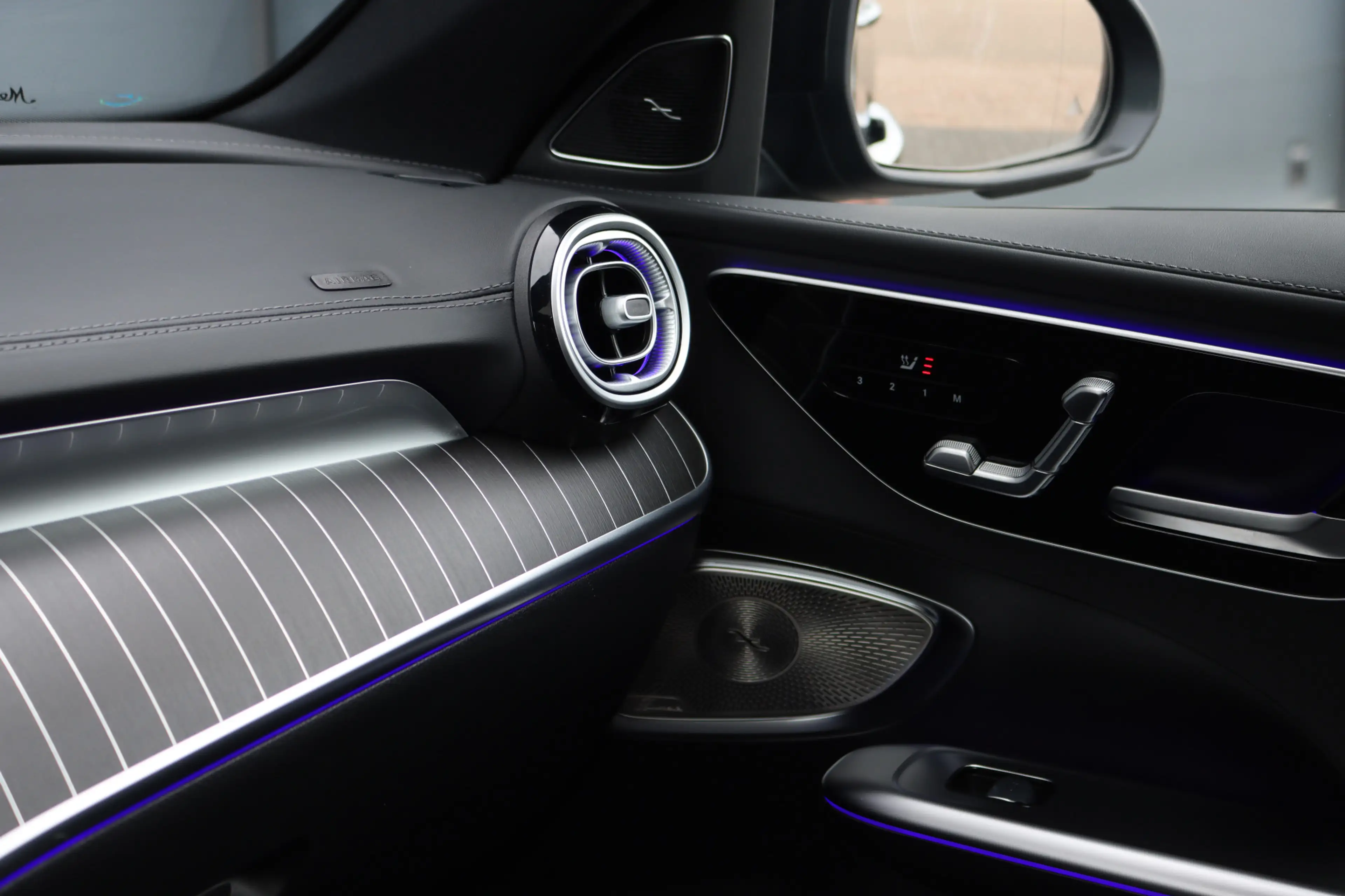 Mercedes-Benz C 400 e 4MATIC AMG Line | Distronic+ | Panoramadak | Nap — photo 8