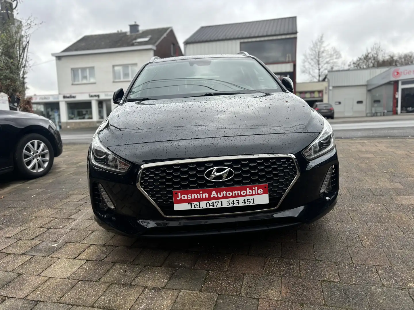 Hyundai i30 1.6D*GPS*CAMERA*CARNET*EURO6B*GARANTIE 12MOIS* Noir - 2