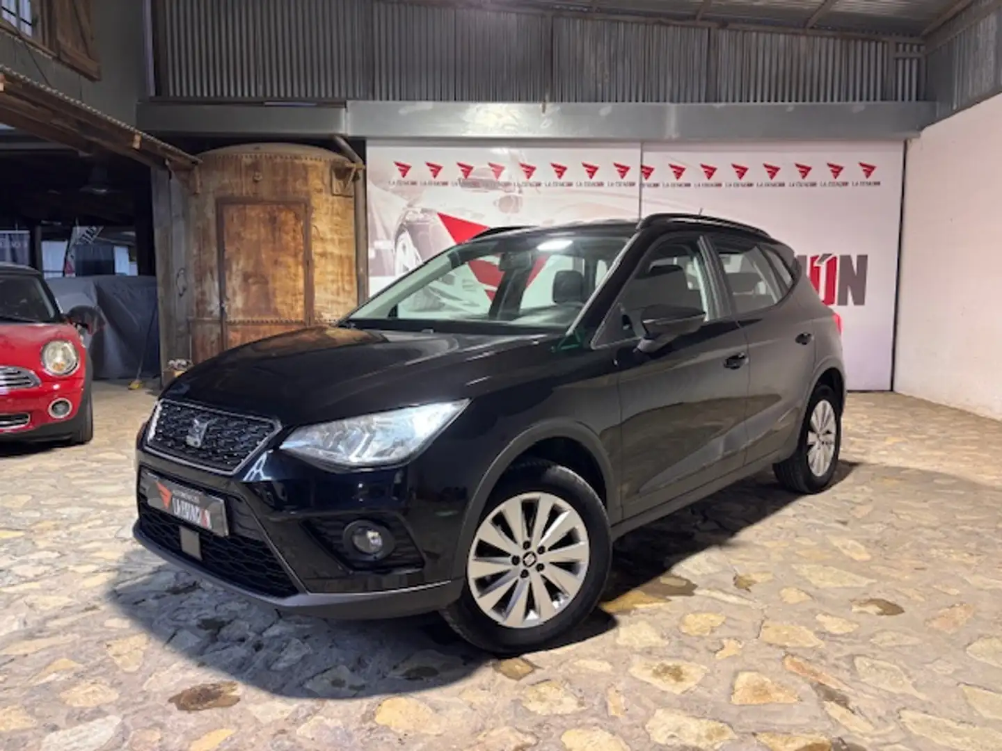 SEAT Arona 1.6TDI CR S&S Style 95 Negro - 1
