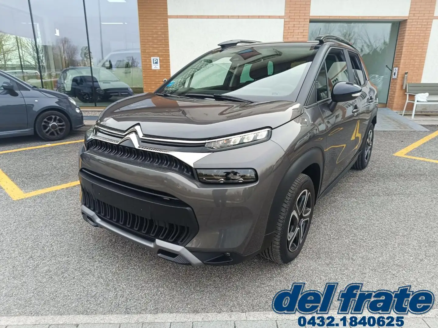 Citroen C3 Aircross 1.2 PureTech 110Cv S&S Feel Pack Grau - 1