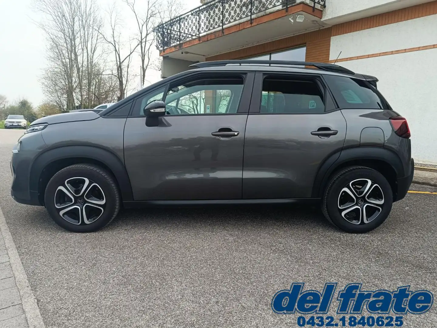 Citroen C3 Aircross 1.2 PureTech 110Cv S&S Feel Pack Grau - 2
