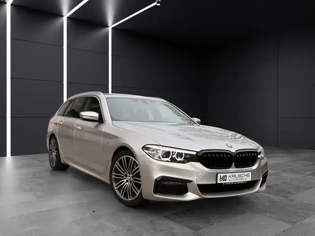 BMW 5 Series view 7