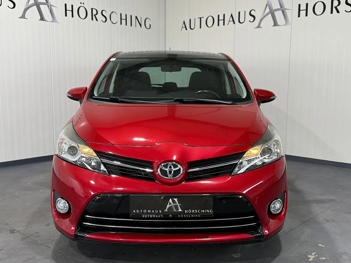 Toyota Verso 1,6 D-4D Active Red - 2