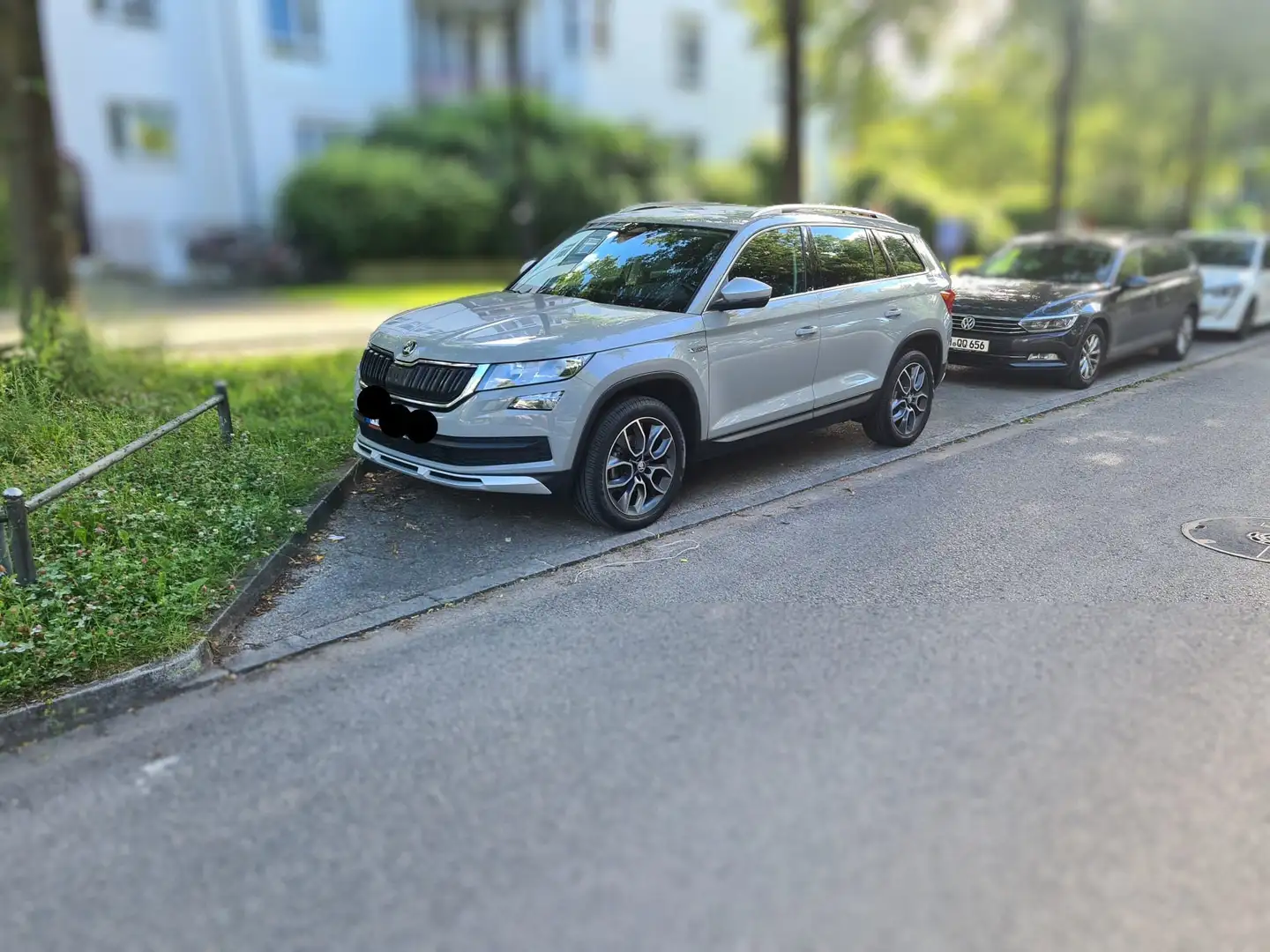 Skoda Kodiaq Kodiaq 2.0 TDI 4x4 DSG Scout Grau - 1