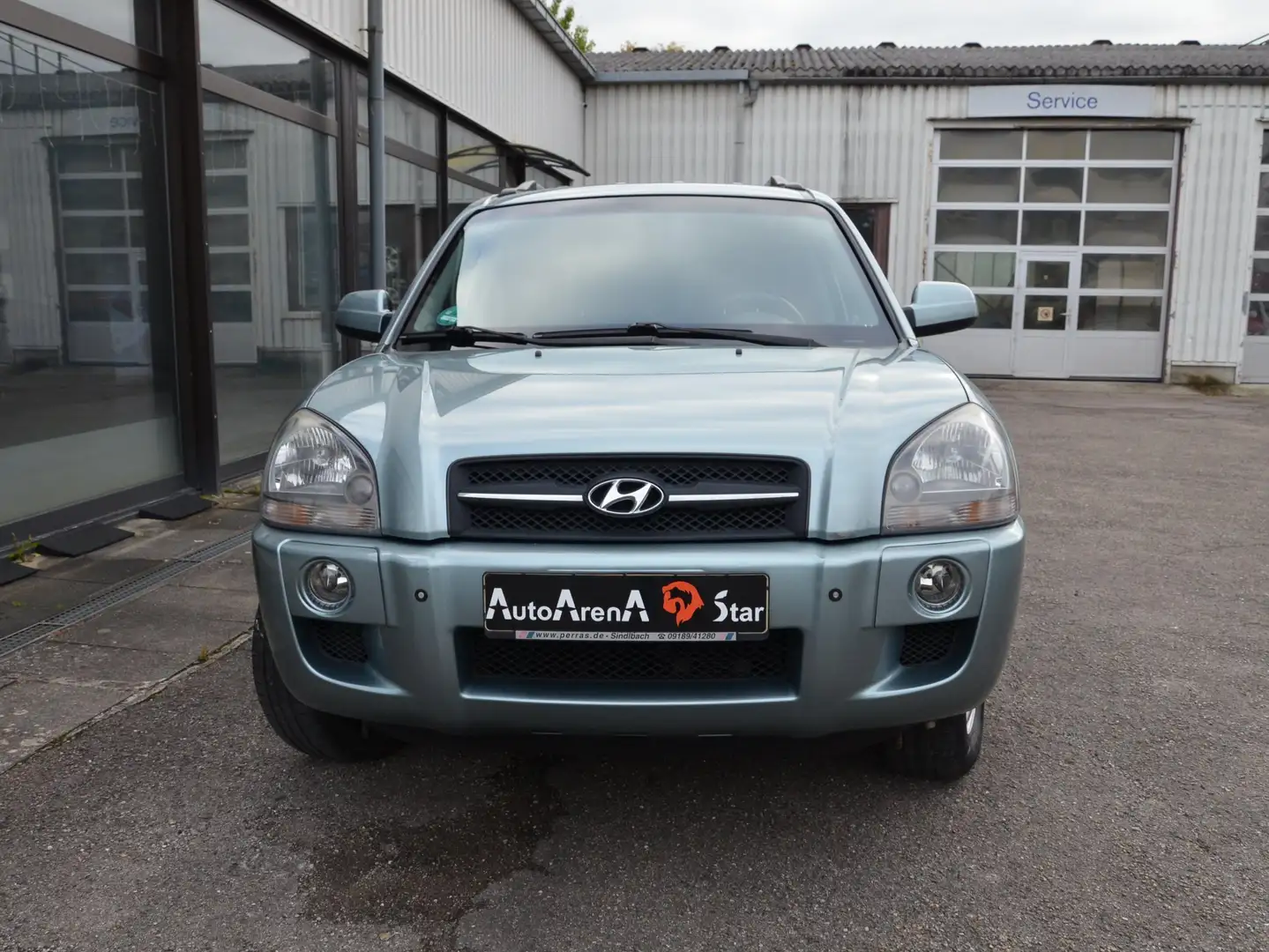 Hyundai TUCSON 2.7 GLS 4WD,Alu,Airbag,Klima,PDC,Shz,Servo,CD-R Grau - 2