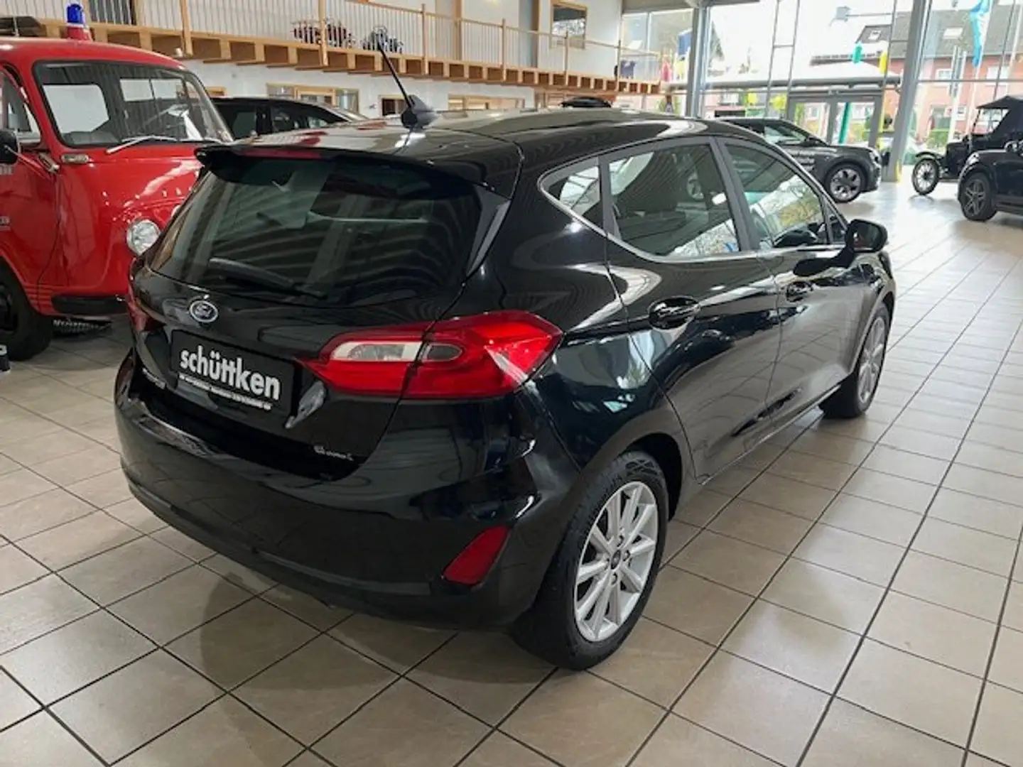 Ford Fiesta 1.0 EcoBoost Titanium PDC, WiPa, LED, ALU, SYNC3 Schwarz - 2