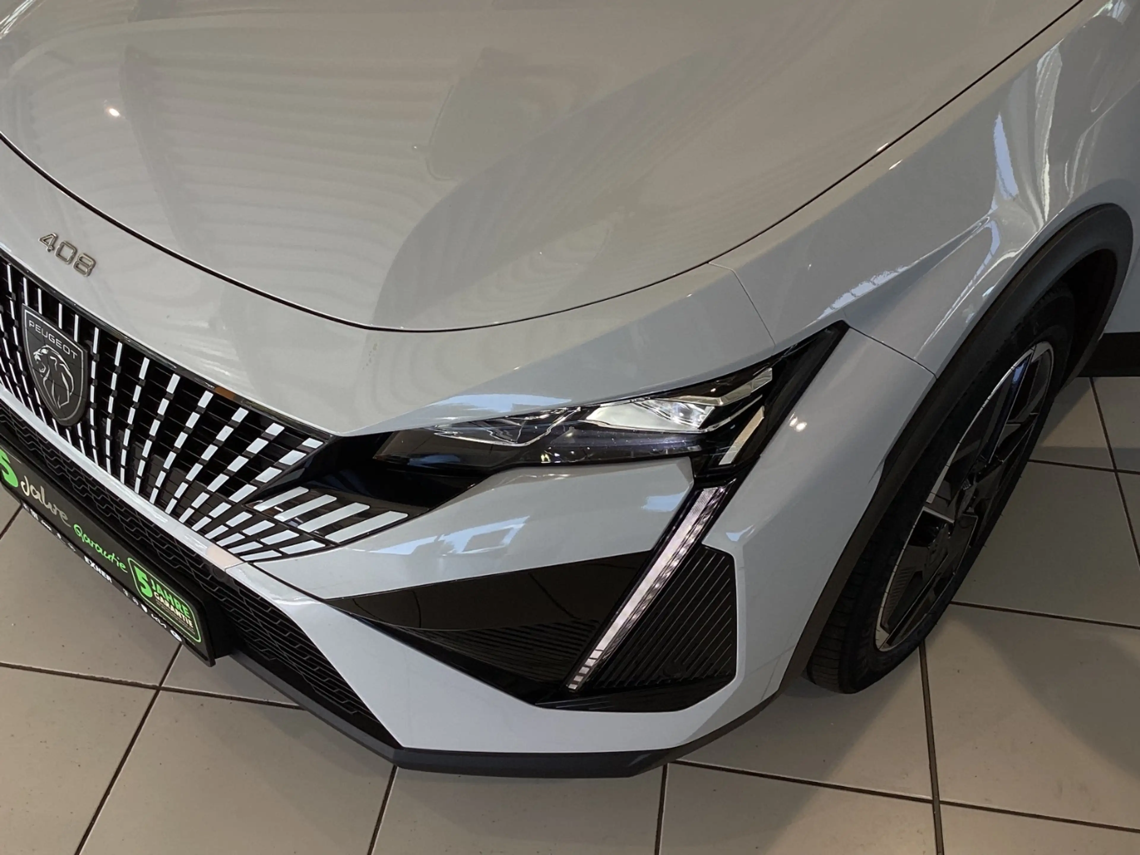Peugeot 408 1.2 PureTech 130 GT Kamera+SHZ+LED+Navi+LM — photo 13