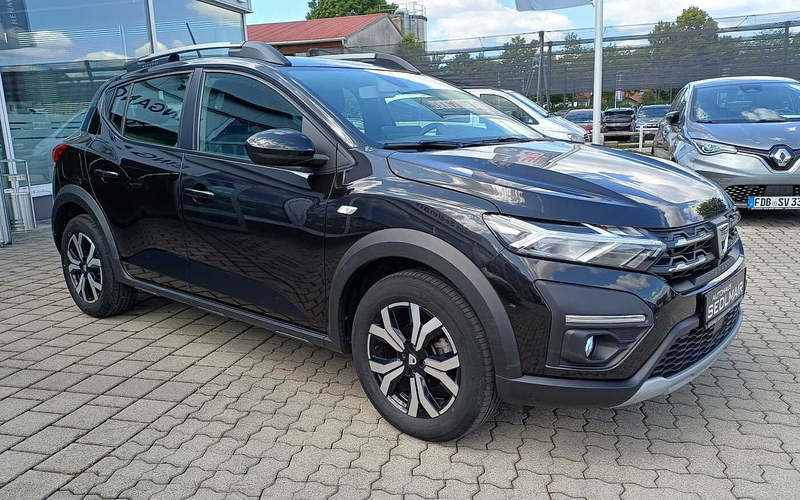 Dacia Sandero Comfort Stepway TCe 90 Autom. — photo 3